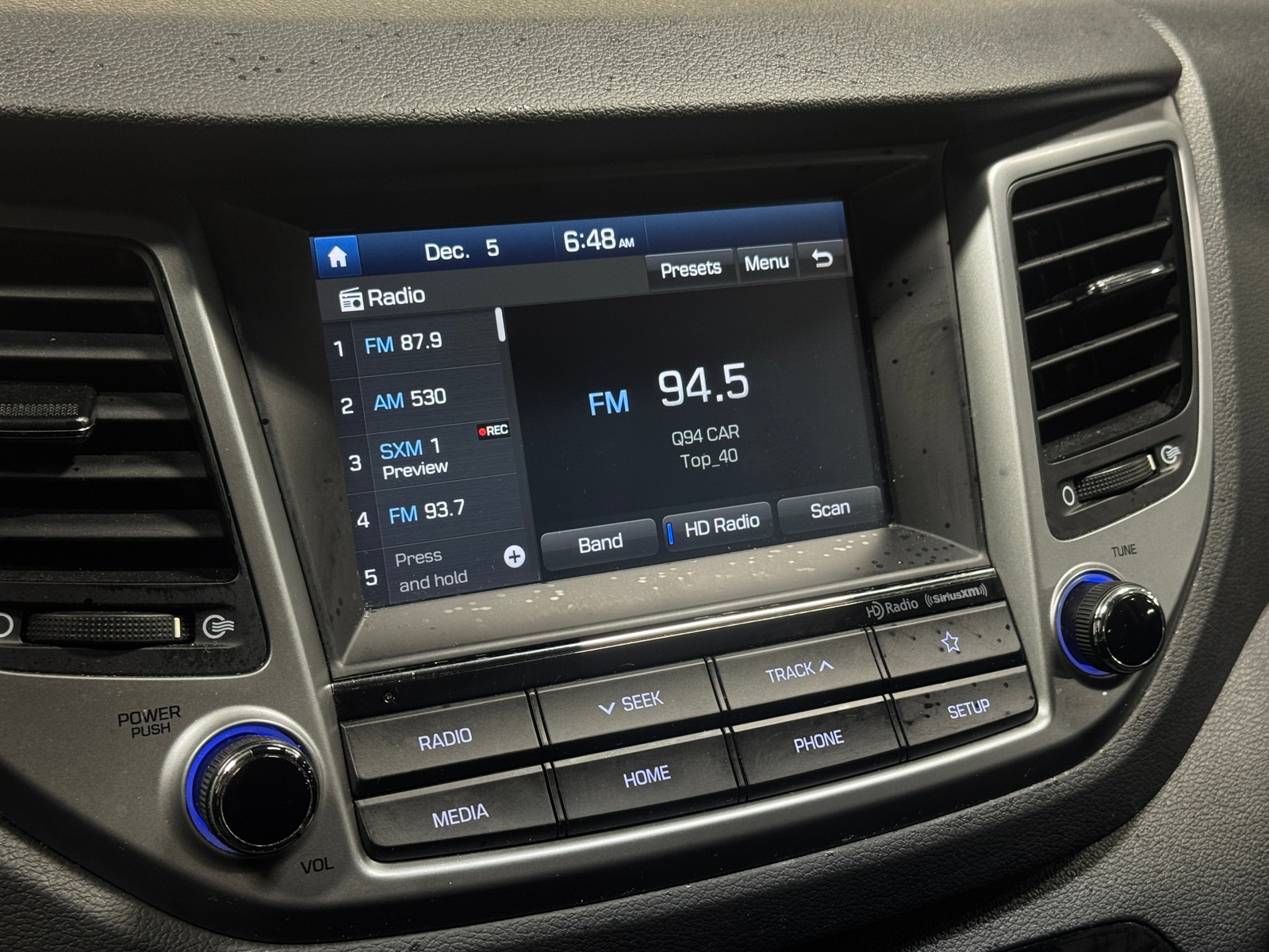 Thumbnail: 2018 Hyundai Tucson - 4