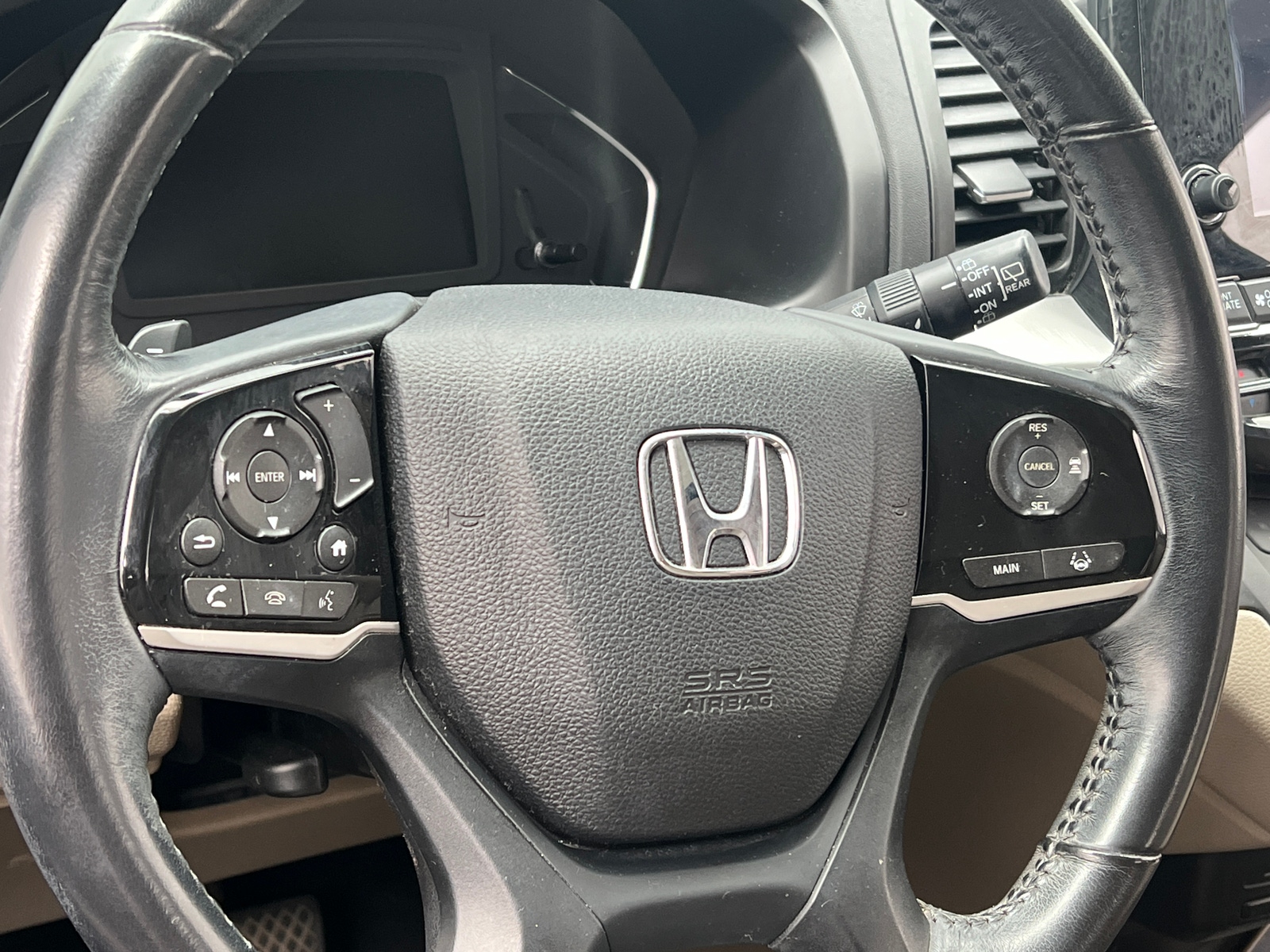 Thumbnail: 2018 Honda Odyssey - 4
