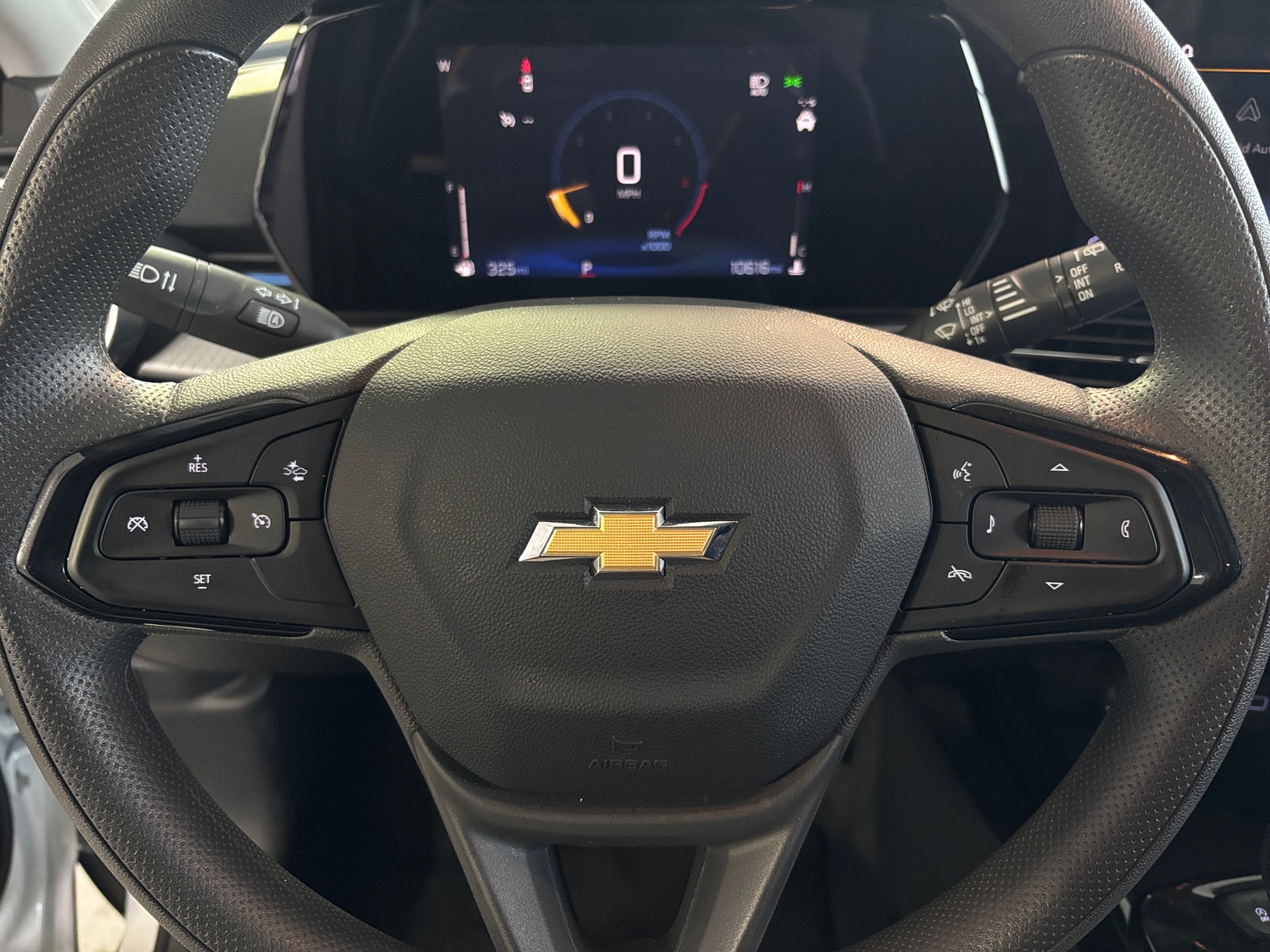 Thumbnail: 2025 Chevrolet Trax - 5