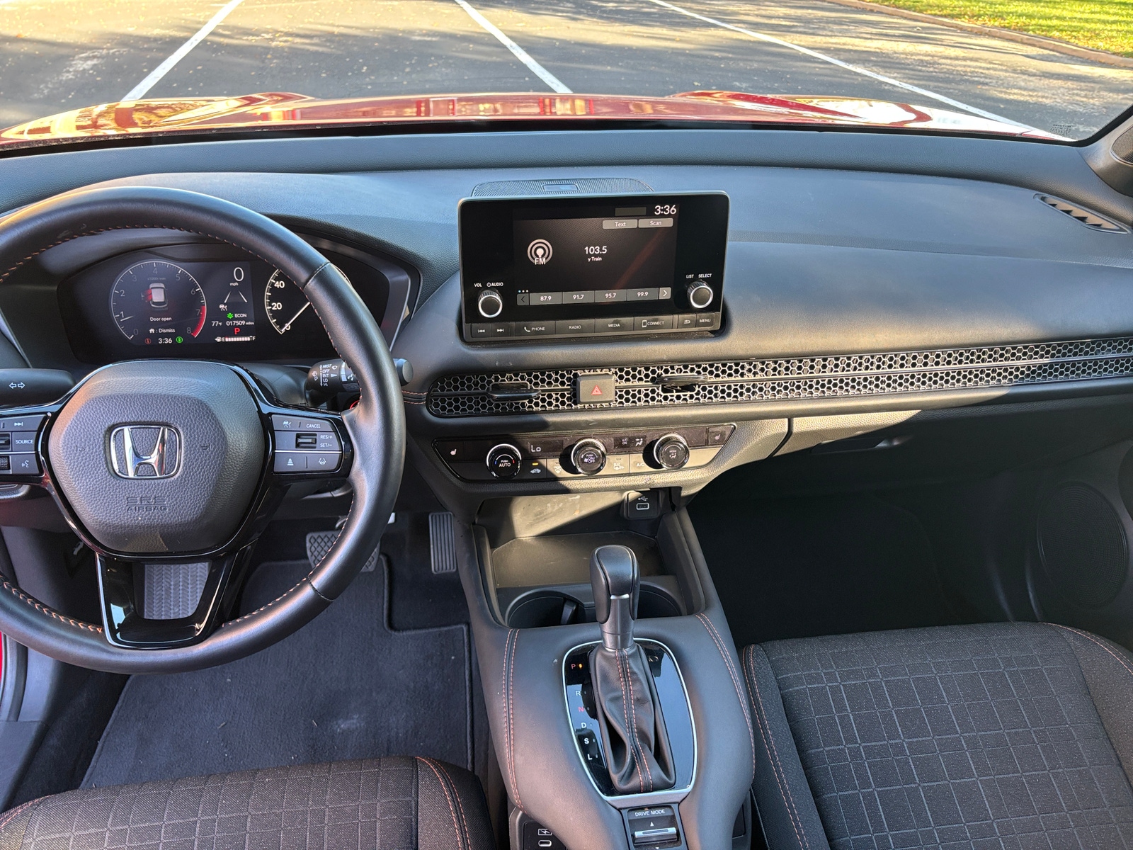 Thumbnail: 2025 Honda HR-V - 3