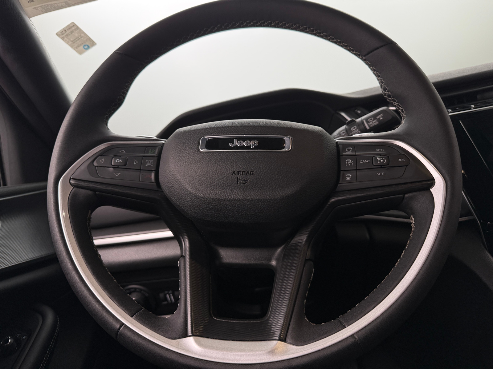 Thumbnail: 2024 Jeep Grand Cherokee L - 4