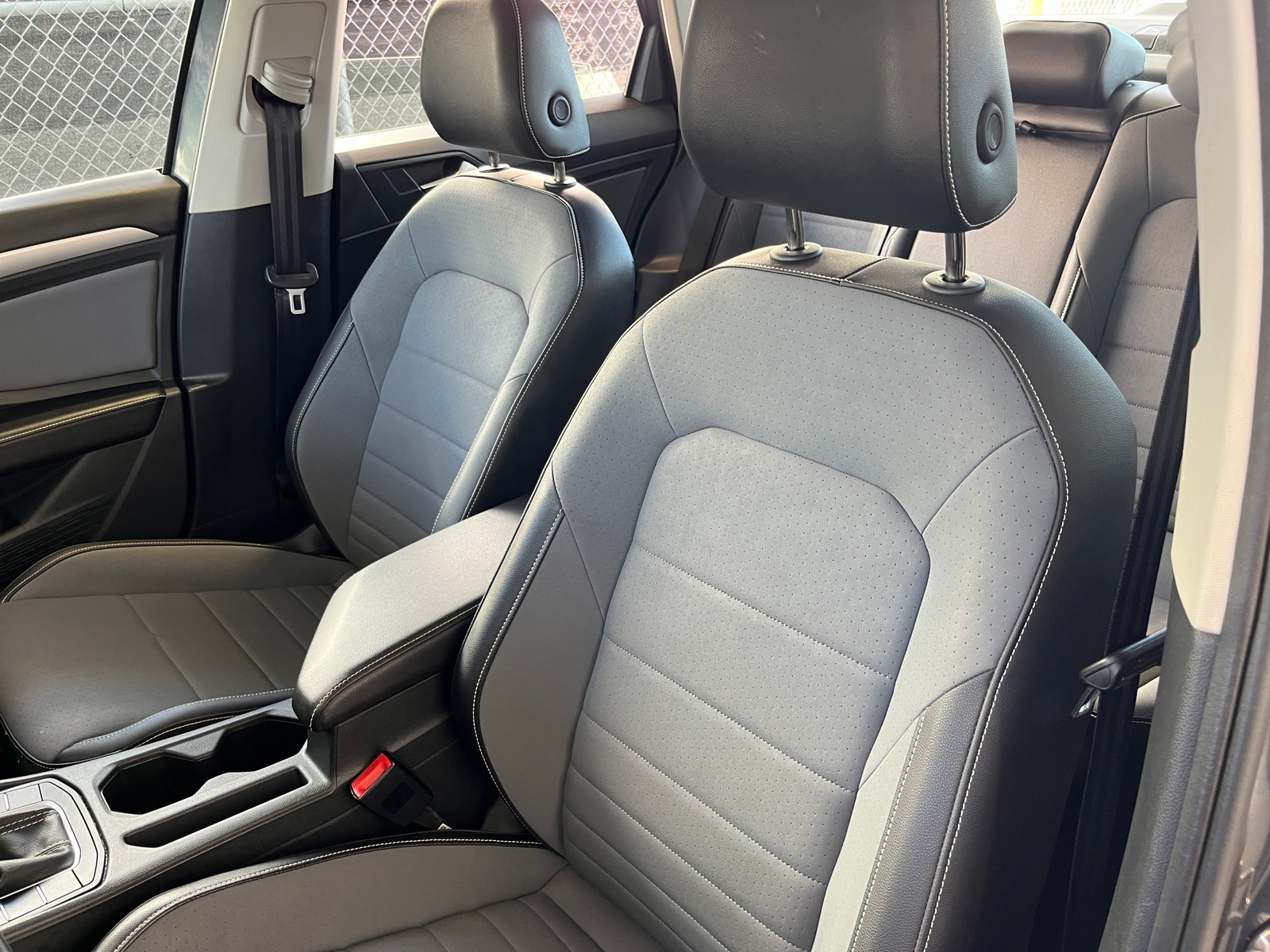 Thumbnail: 2025 Volkswagen Jetta - 2