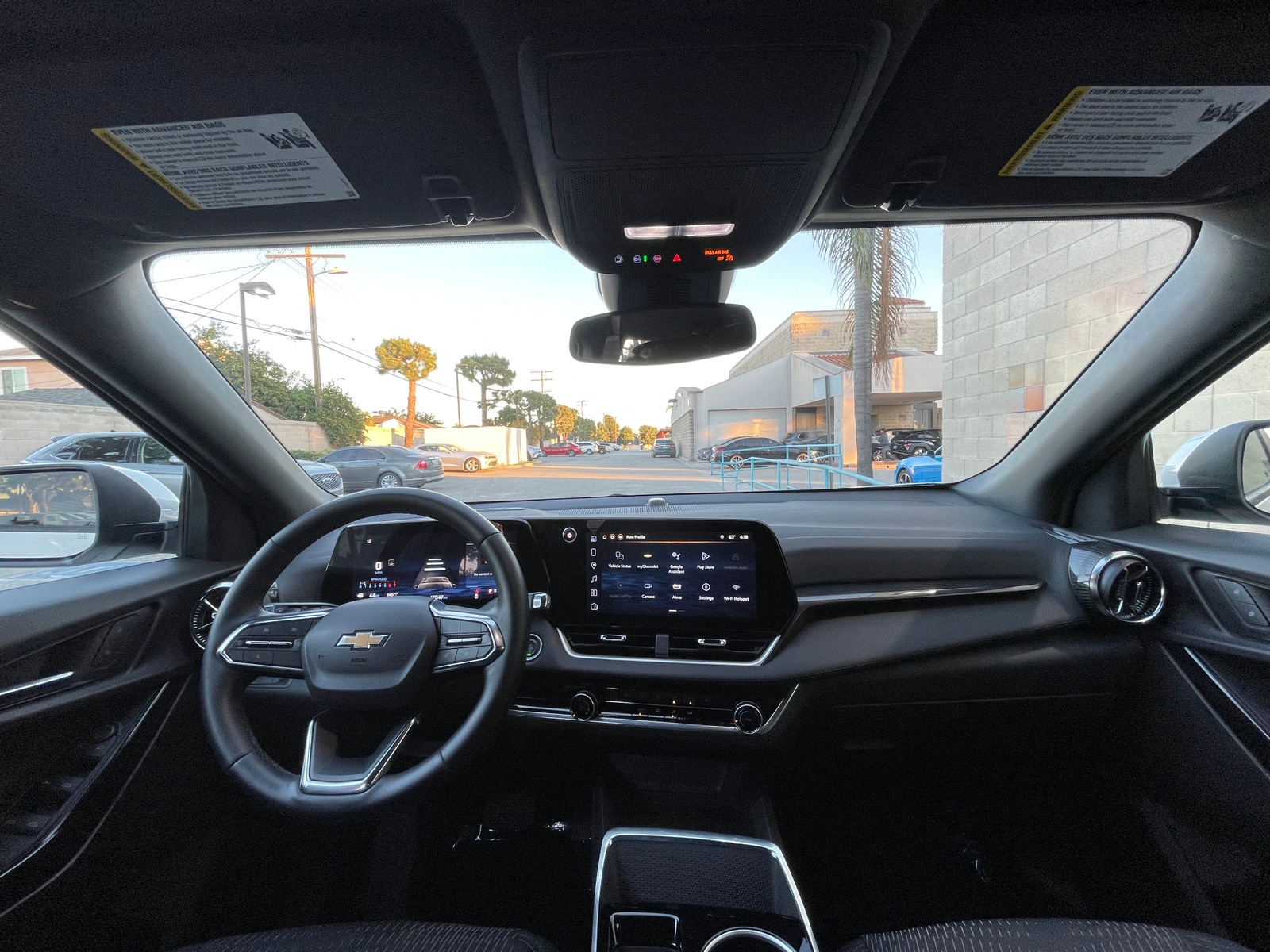 Thumbnail: 2025 Chevrolet Equinox - 3