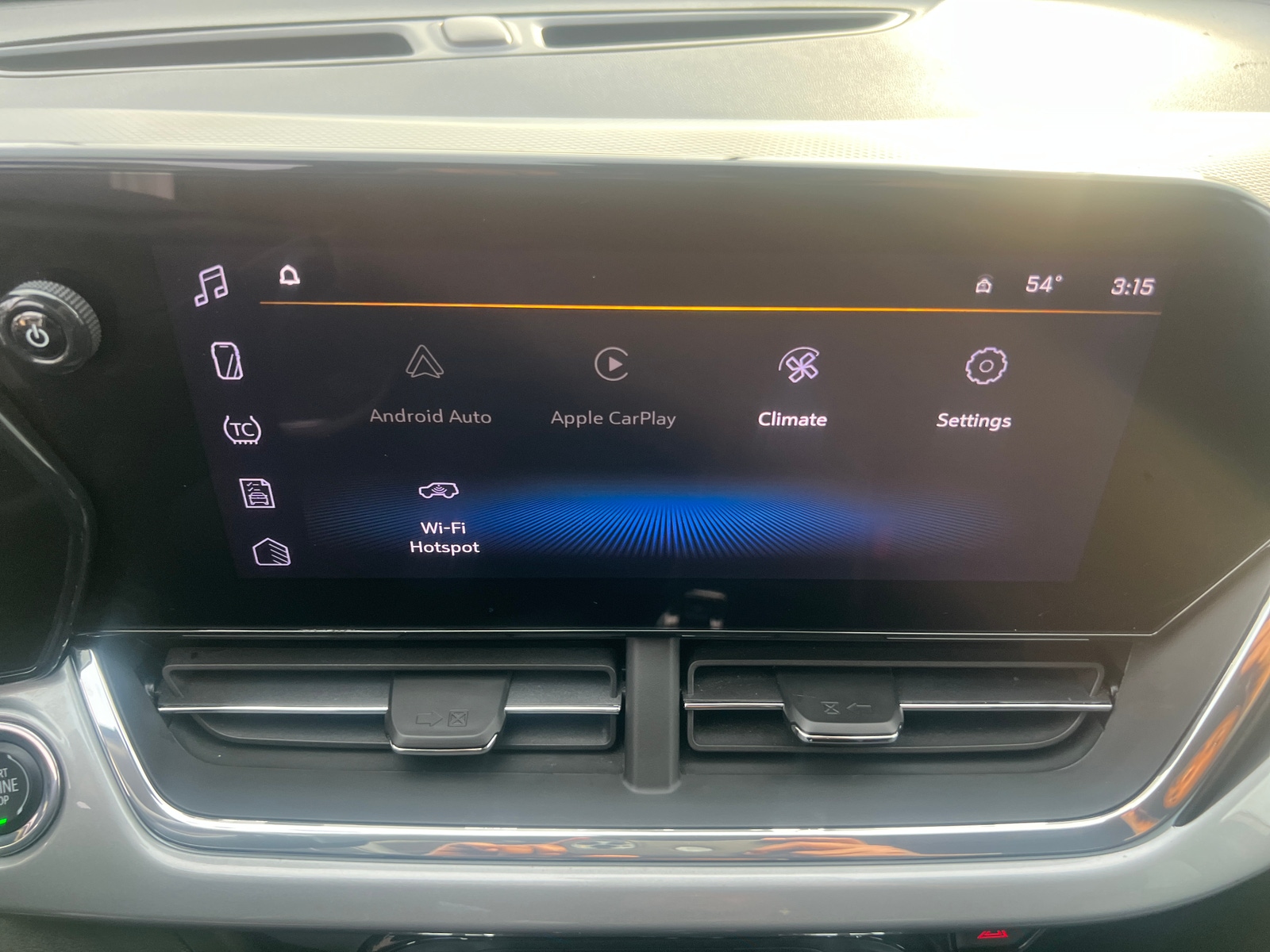 Thumbnail: 2025 Chevrolet Trax - 4