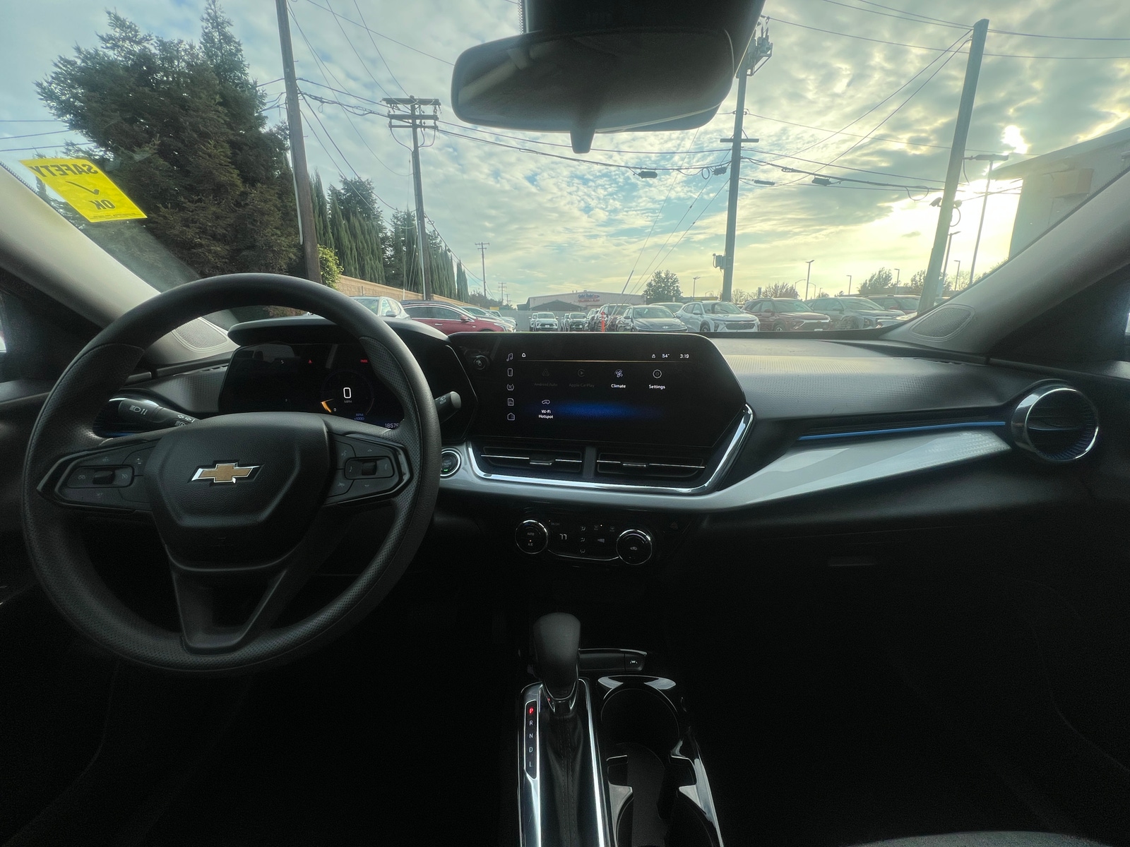 Thumbnail: 2025 Chevrolet Trax - 3