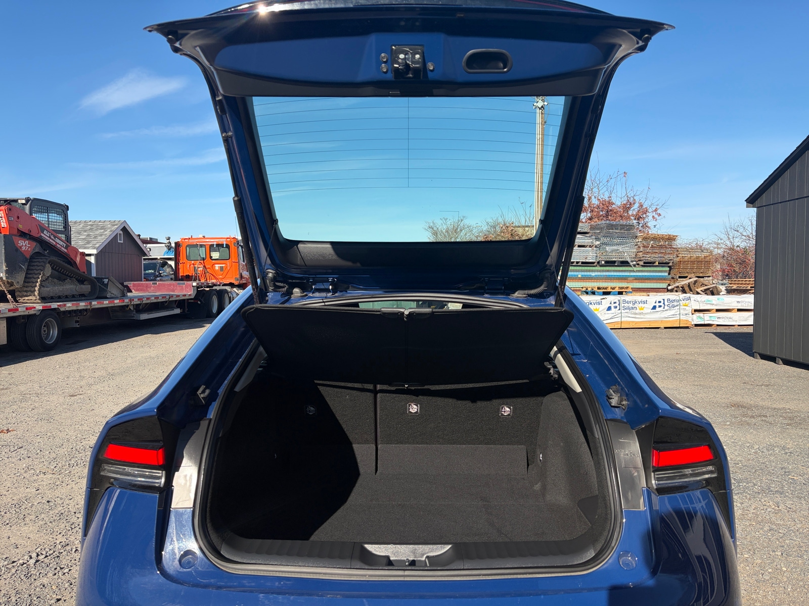 Thumbnail: 2025 Toyota Prius - 6