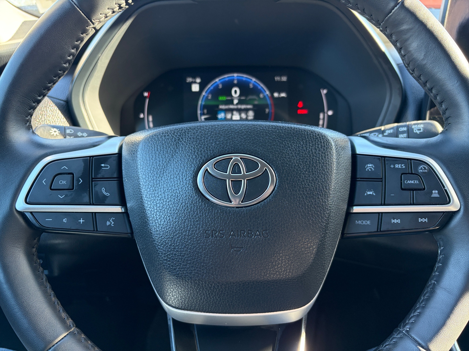 Thumbnail: 2025 Toyota Grand Highlander - 4