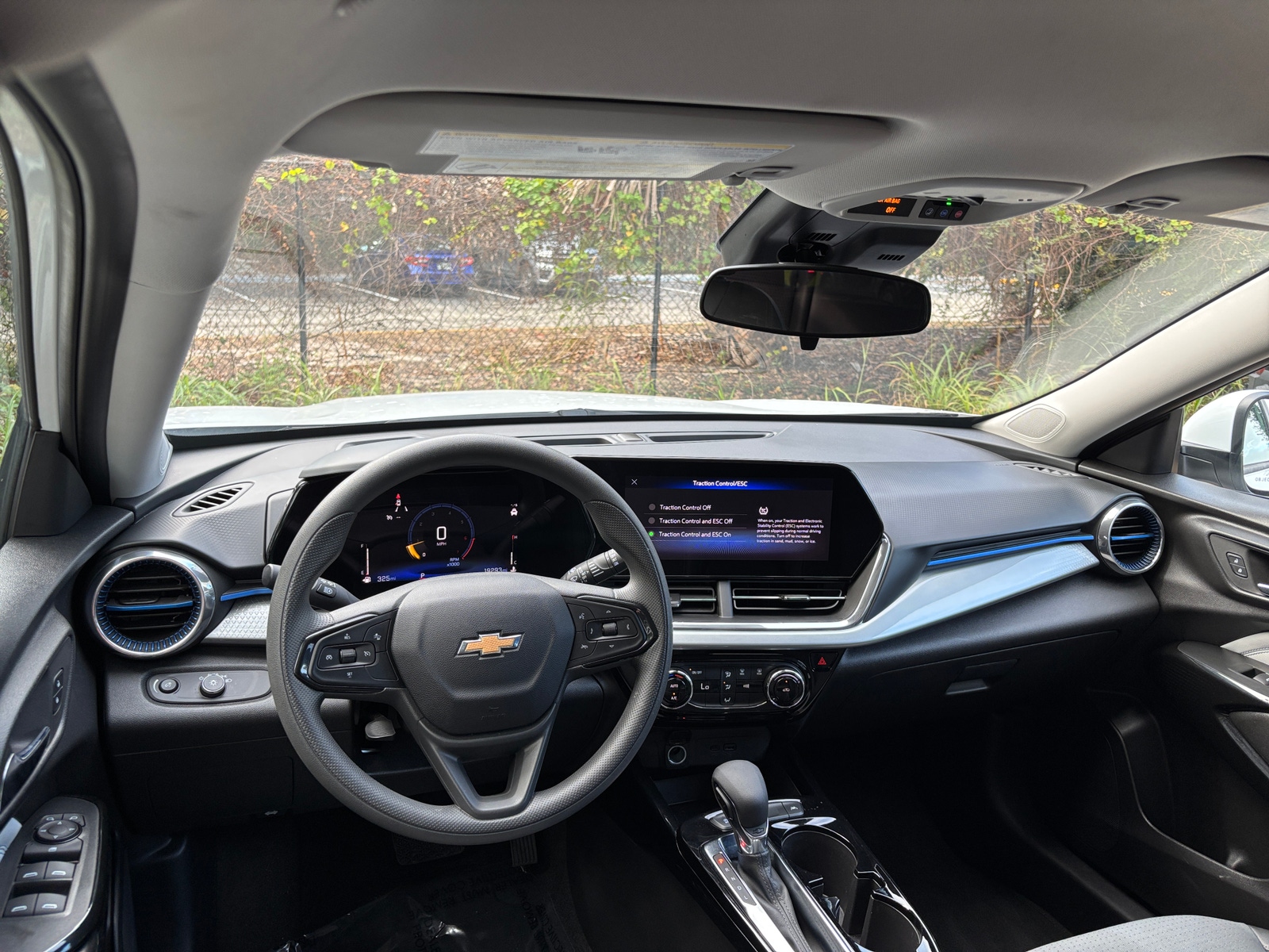 Thumbnail: 2025 Chevrolet Trax - 3