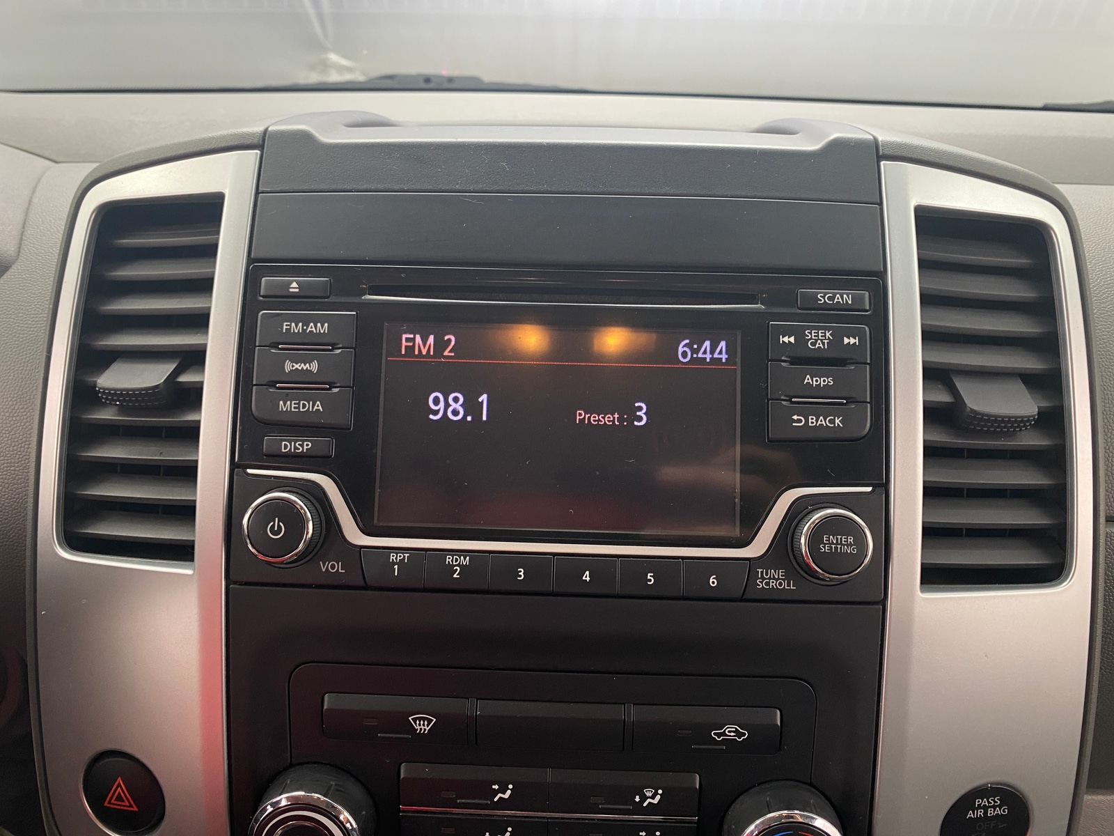 Thumbnail: 2015 Nissan Frontier - 3