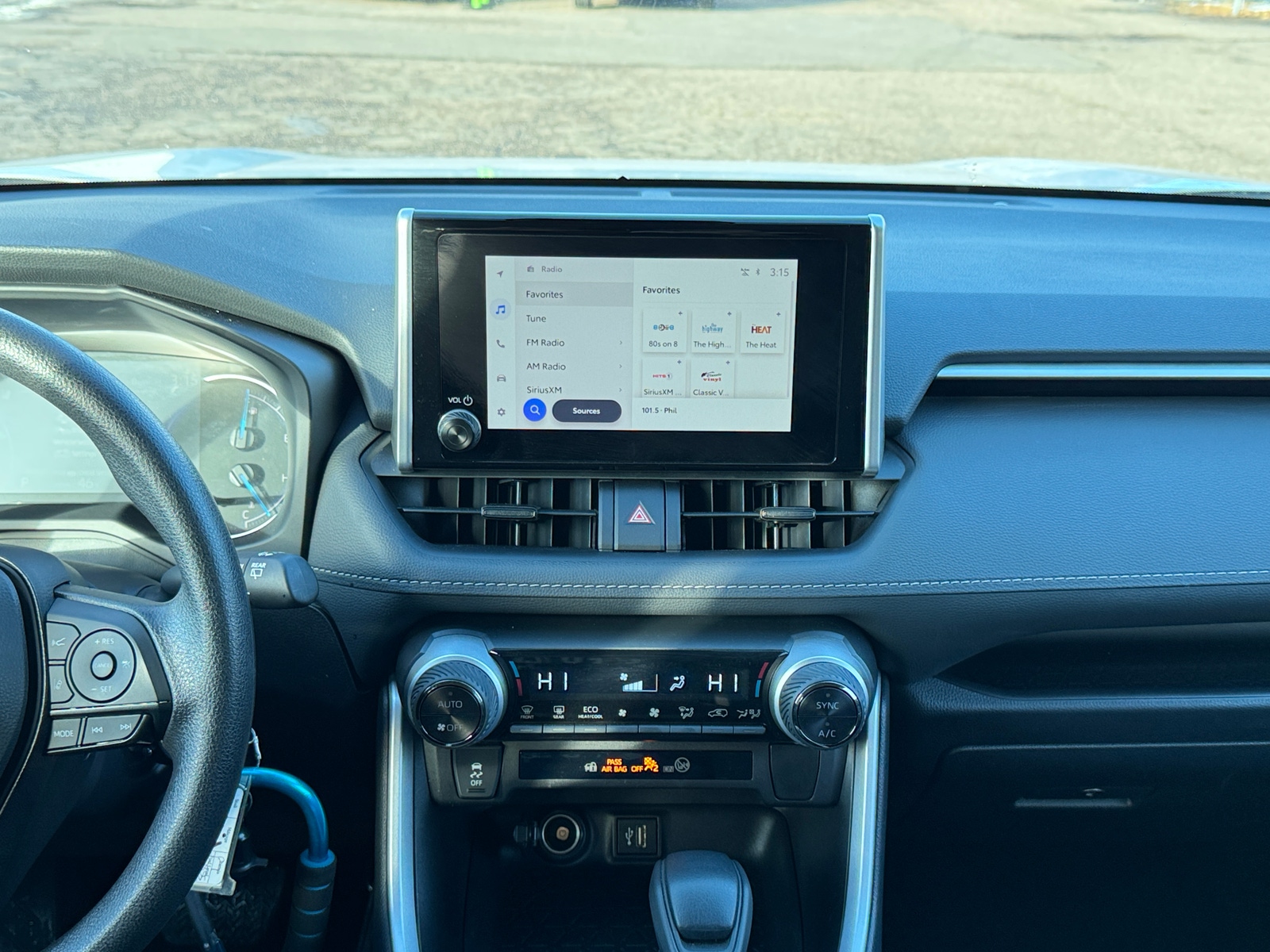 Thumbnail: 2025 Toyota RAV4 - 4