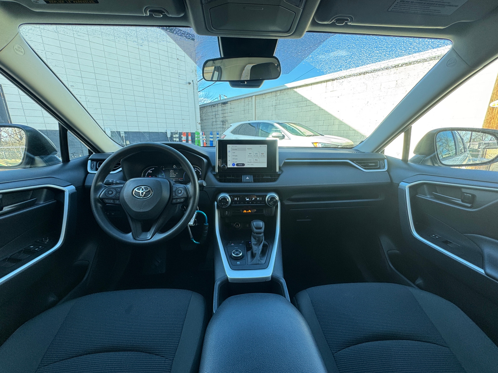 Thumbnail: 2025 Toyota RAV4 - 3