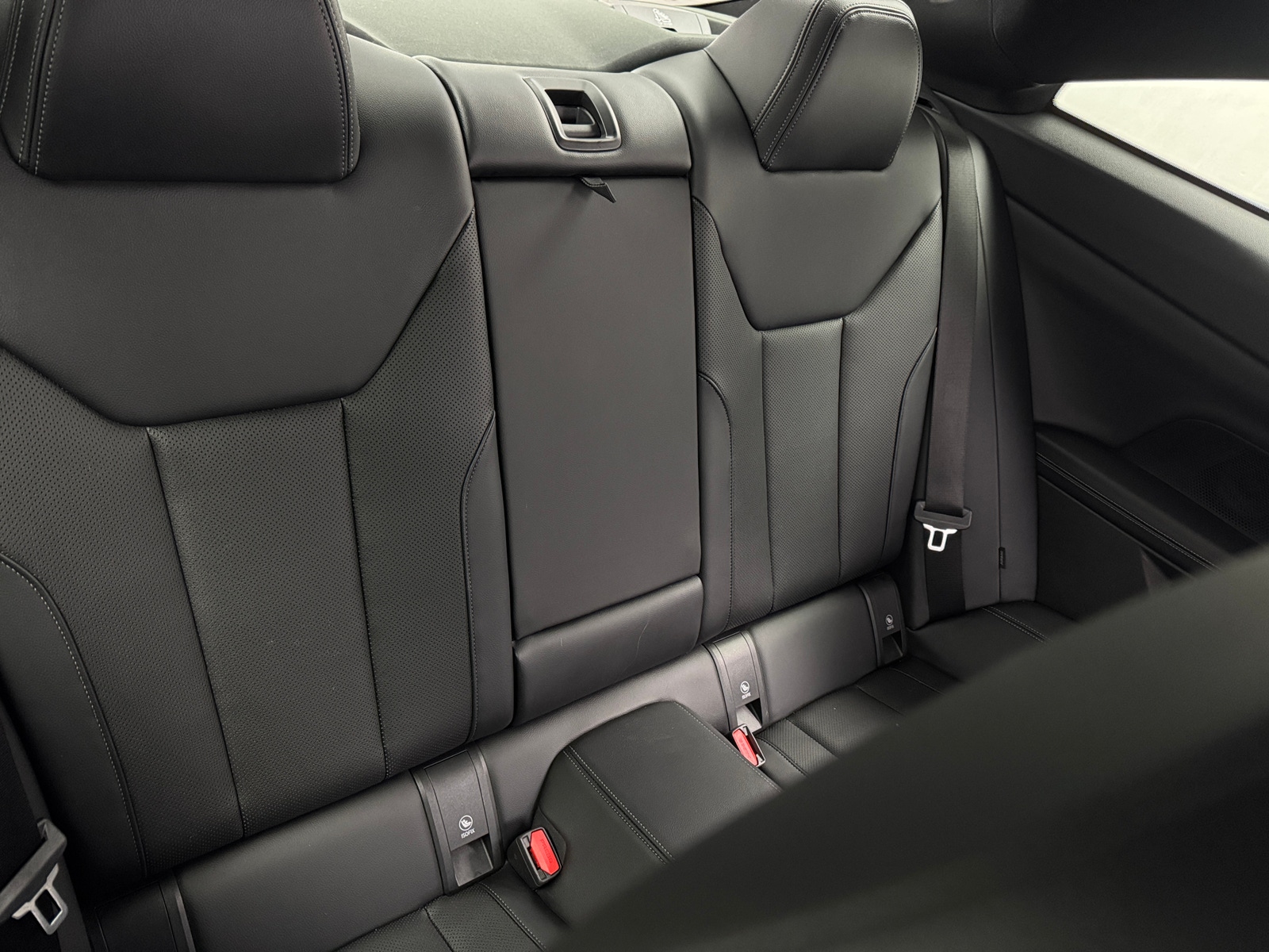 Thumbnail: 2022 BMW 4 Series - 4