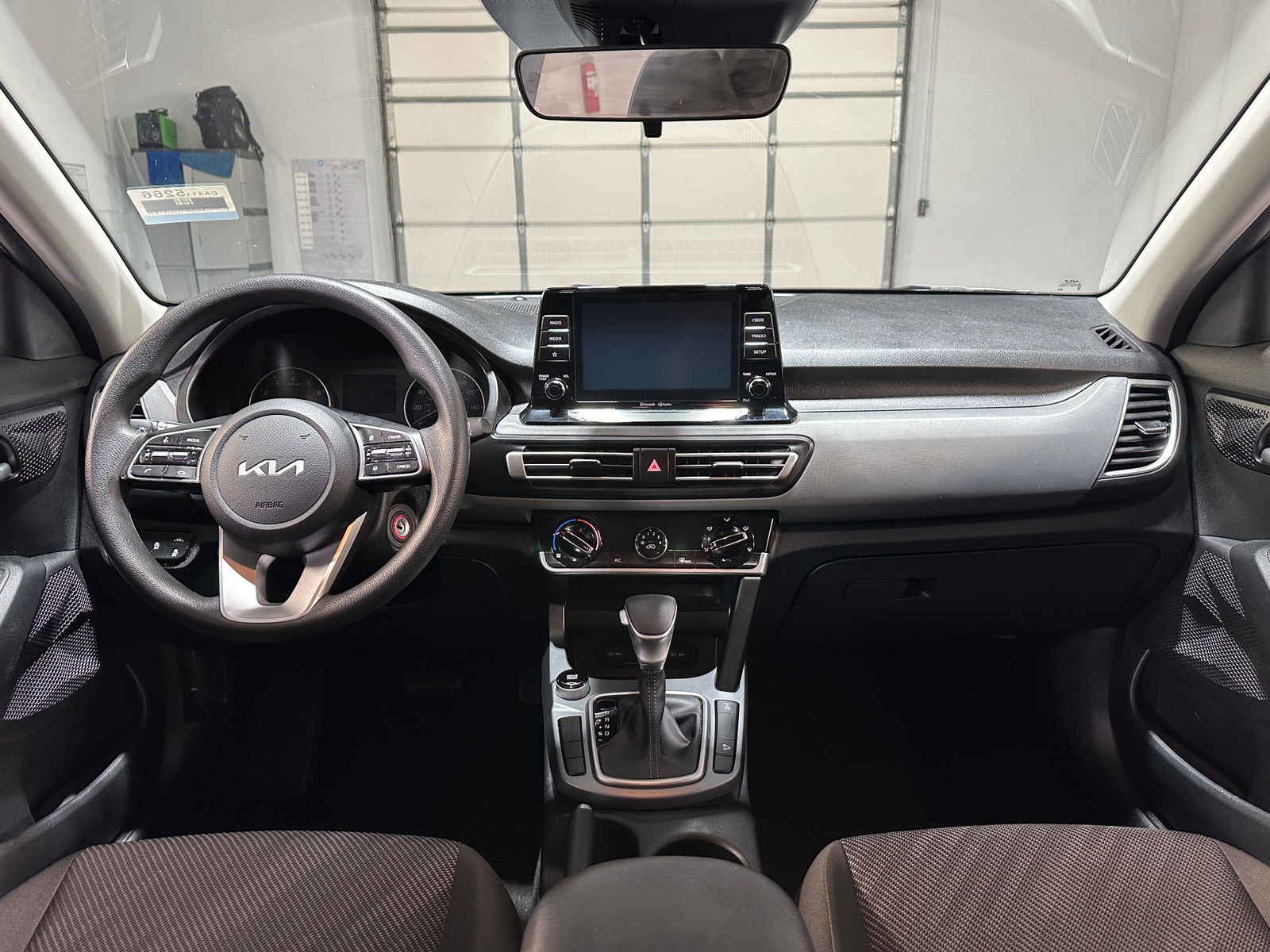 Thumbnail: 2023 Kia Seltos - 3