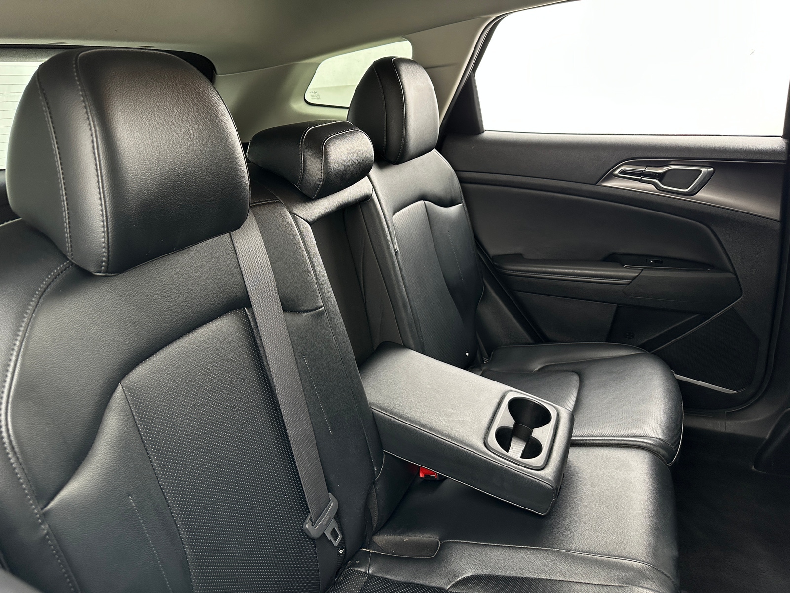 Thumbnail: 2024 Kia Sportage - 5