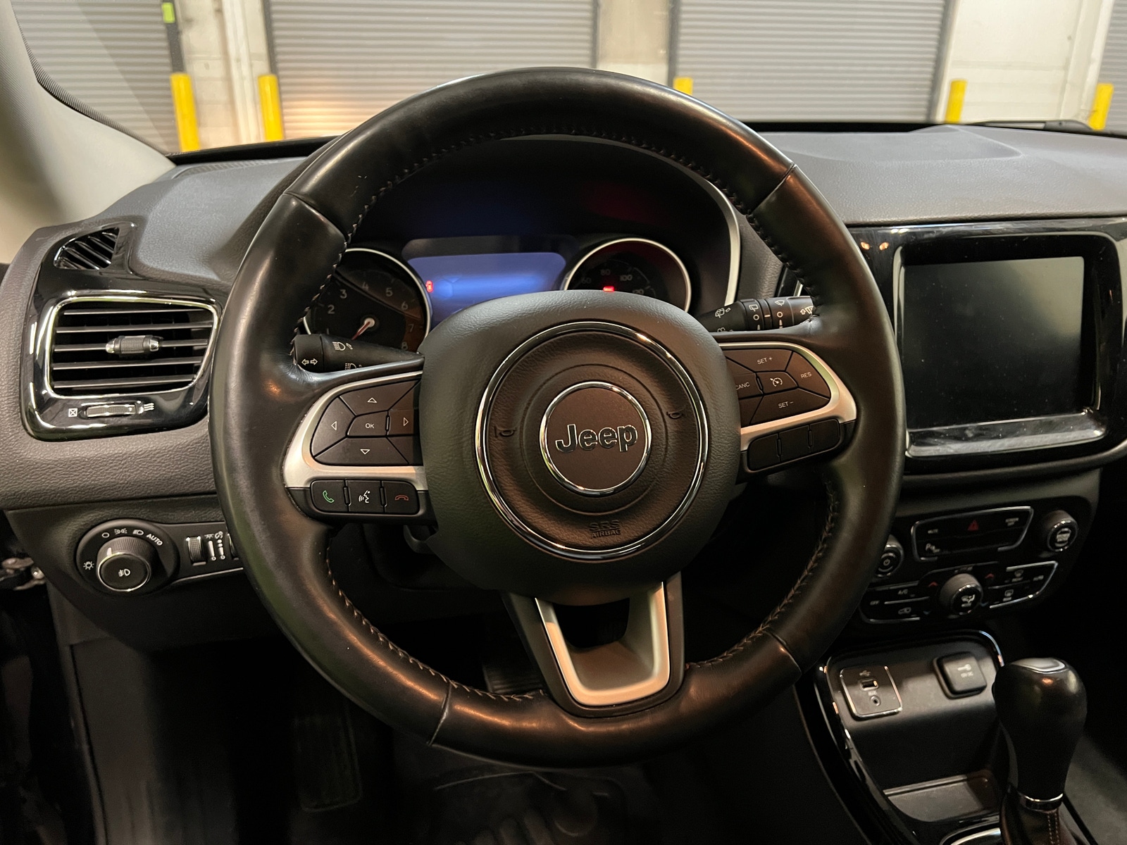 Thumbnail: 2018 Jeep Compass - 4