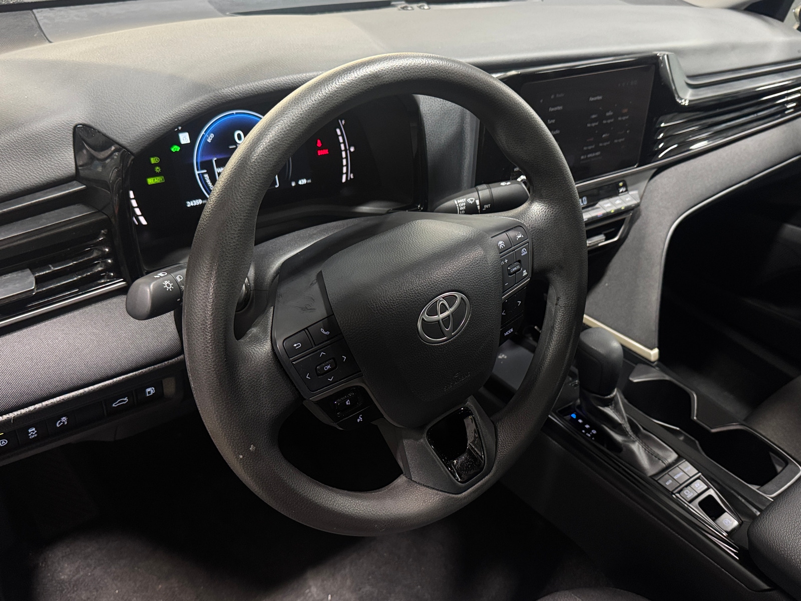 Thumbnail: 2025 Toyota Camry - 5