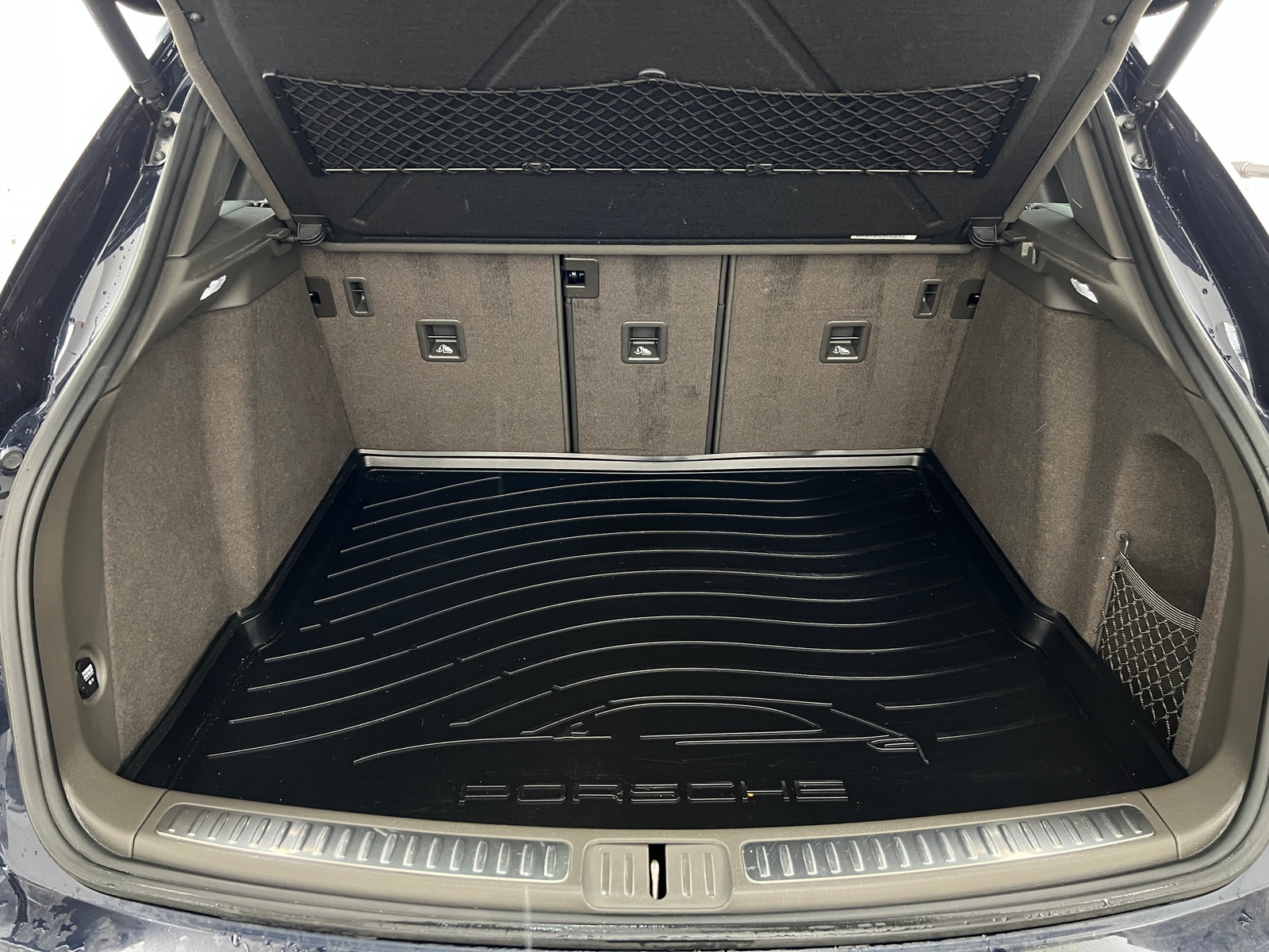 Thumbnail: 2018 Porsche Macan - 6