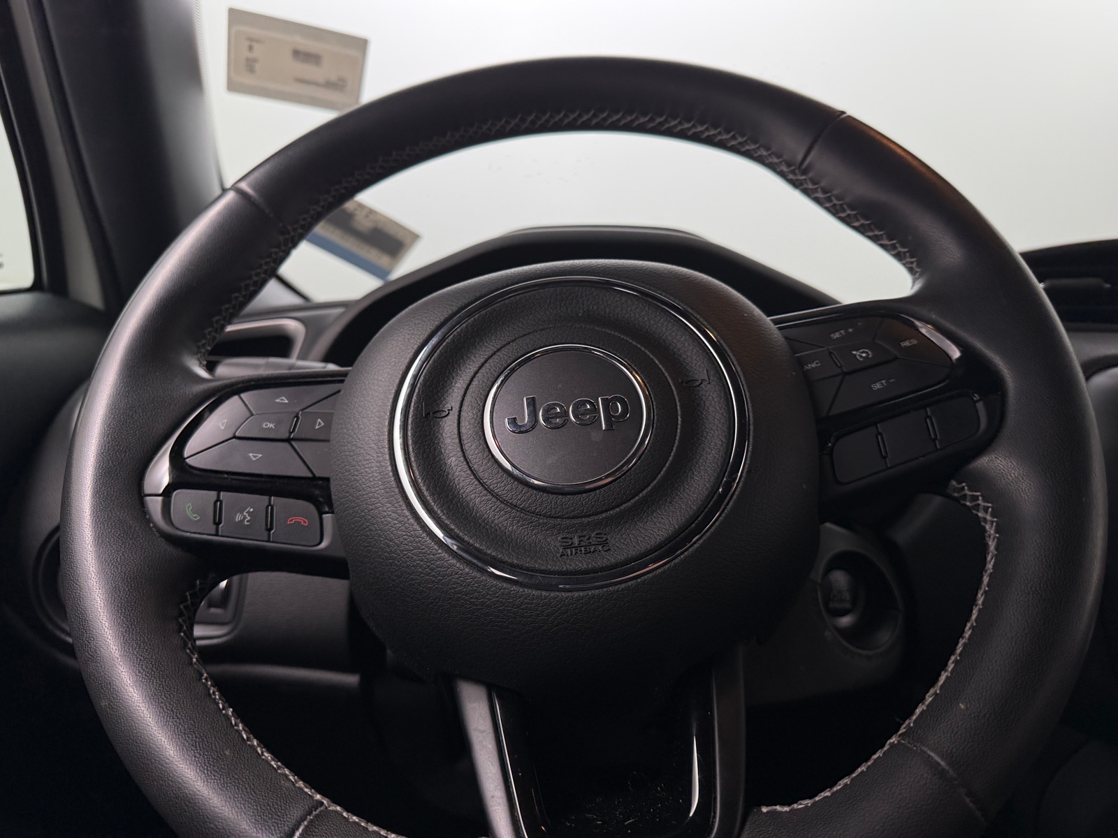 Thumbnail: 2021 Jeep Renegade - 5