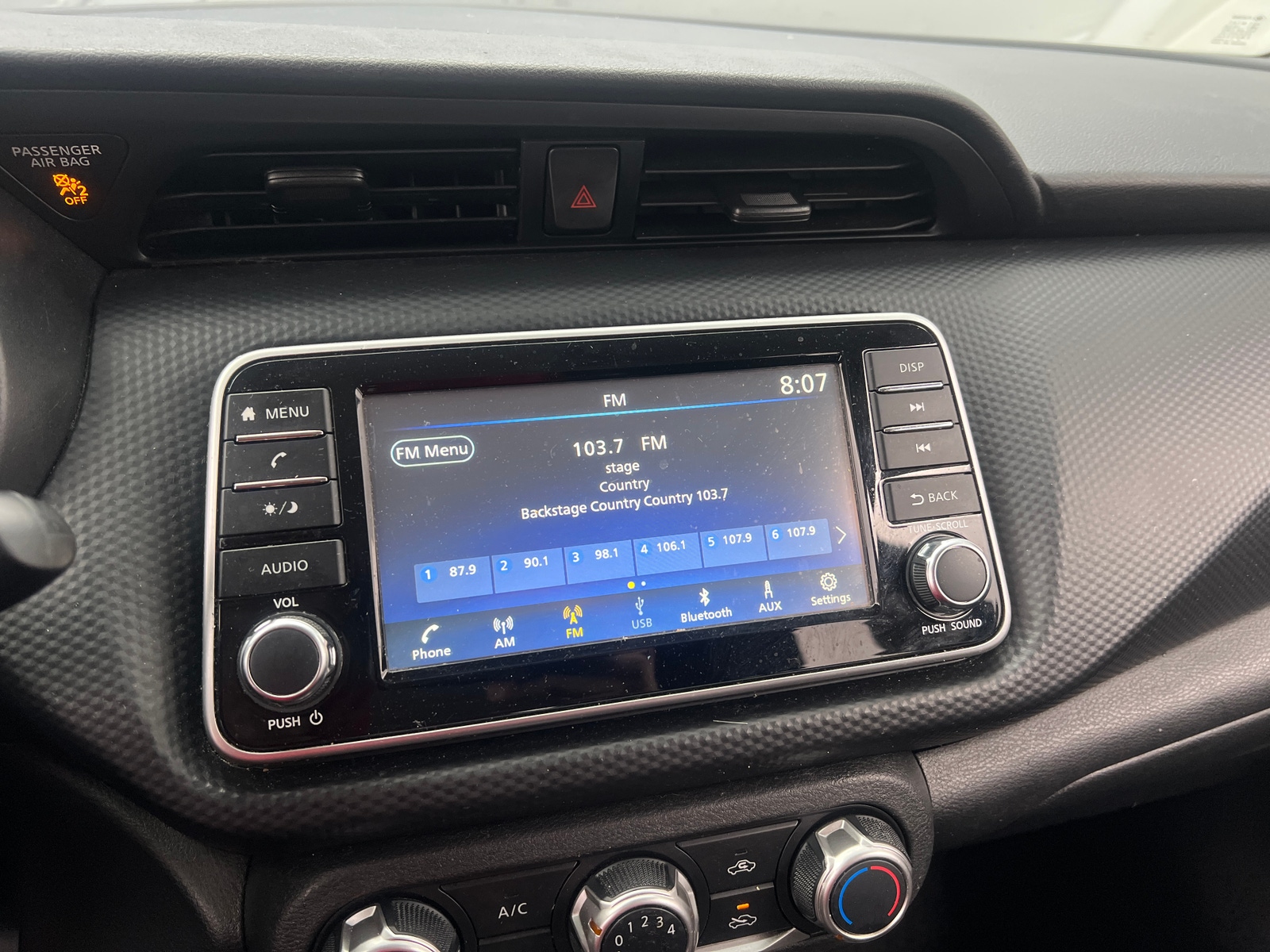 Thumbnail: 2021 Nissan Kicks - 4