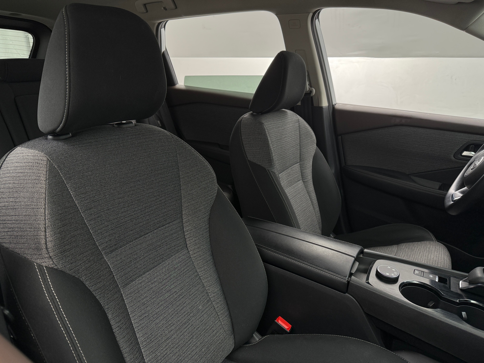 Thumbnail: 2023 Nissan Rogue - 2