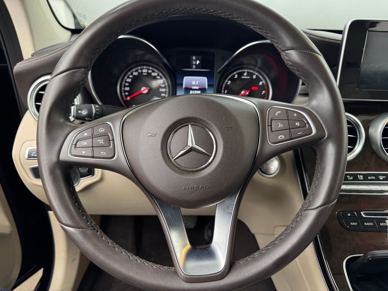 Thumbnail: 2018 Mercedes-Benz GLC - 4