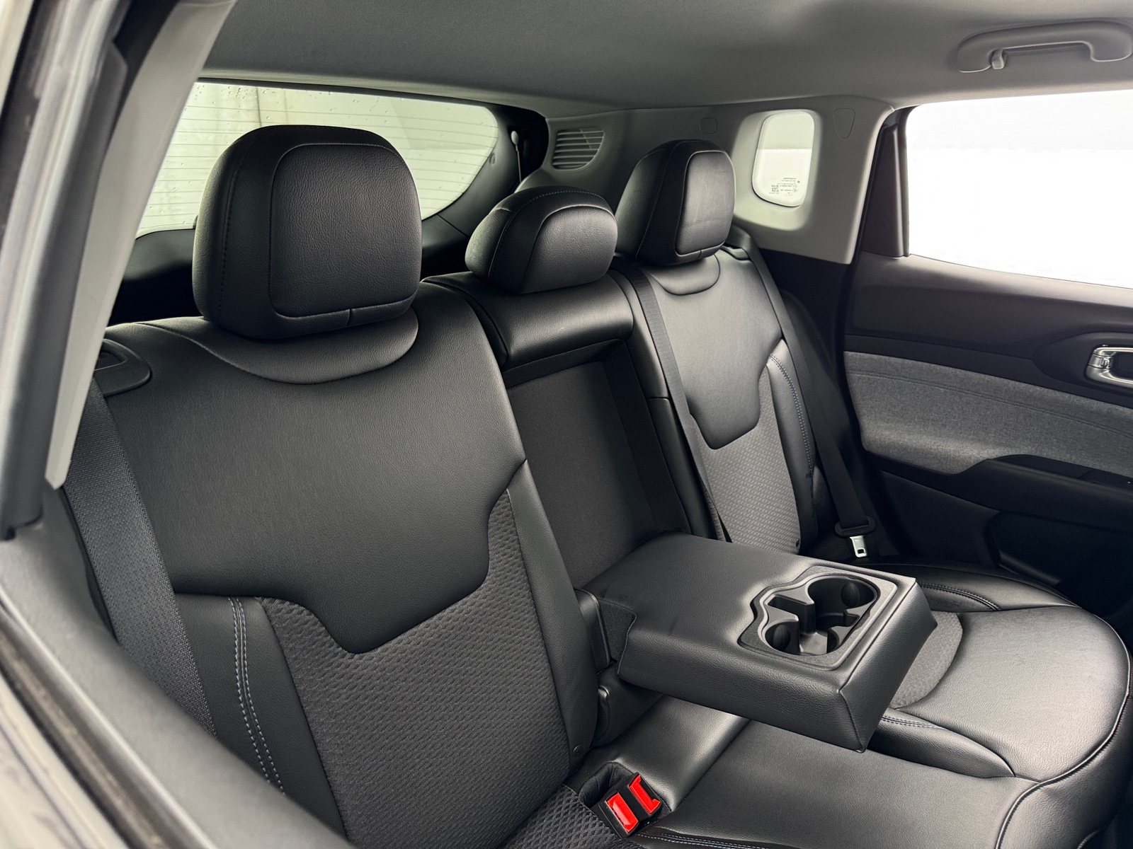 Thumbnail: 2022 Jeep Compass - 6