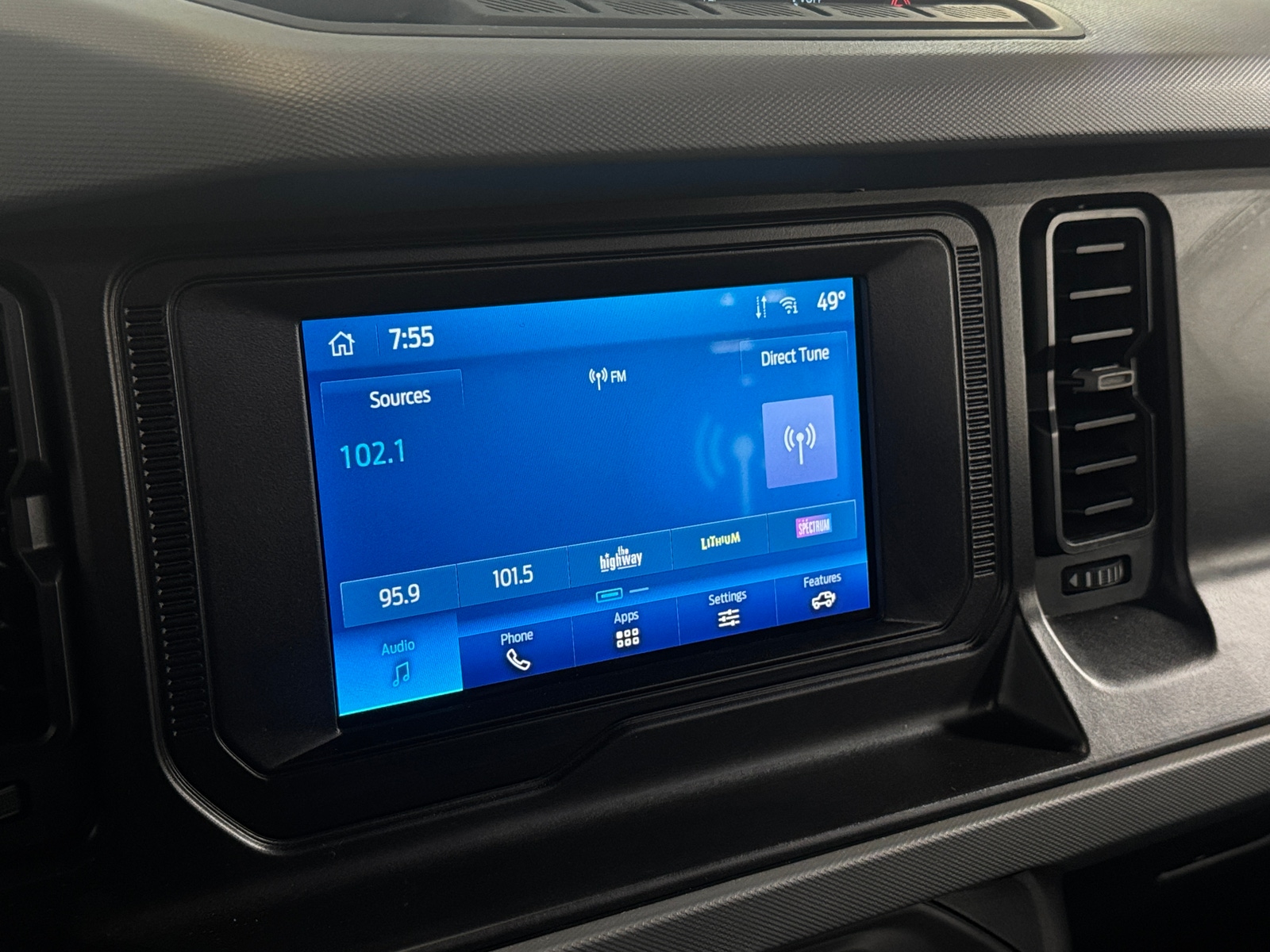 Thumbnail: 2023 Ford Bronco - 4