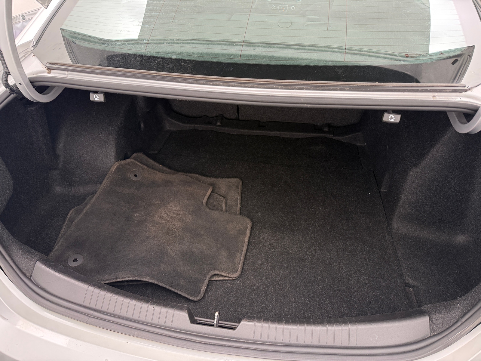 Thumbnail: 2018 Chevrolet Malibu - 7