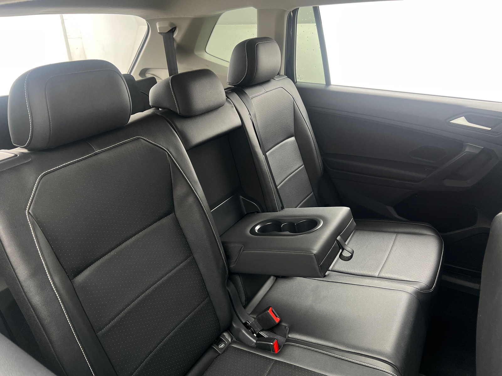 Thumbnail: 2021 Volkswagen Tiguan - 5