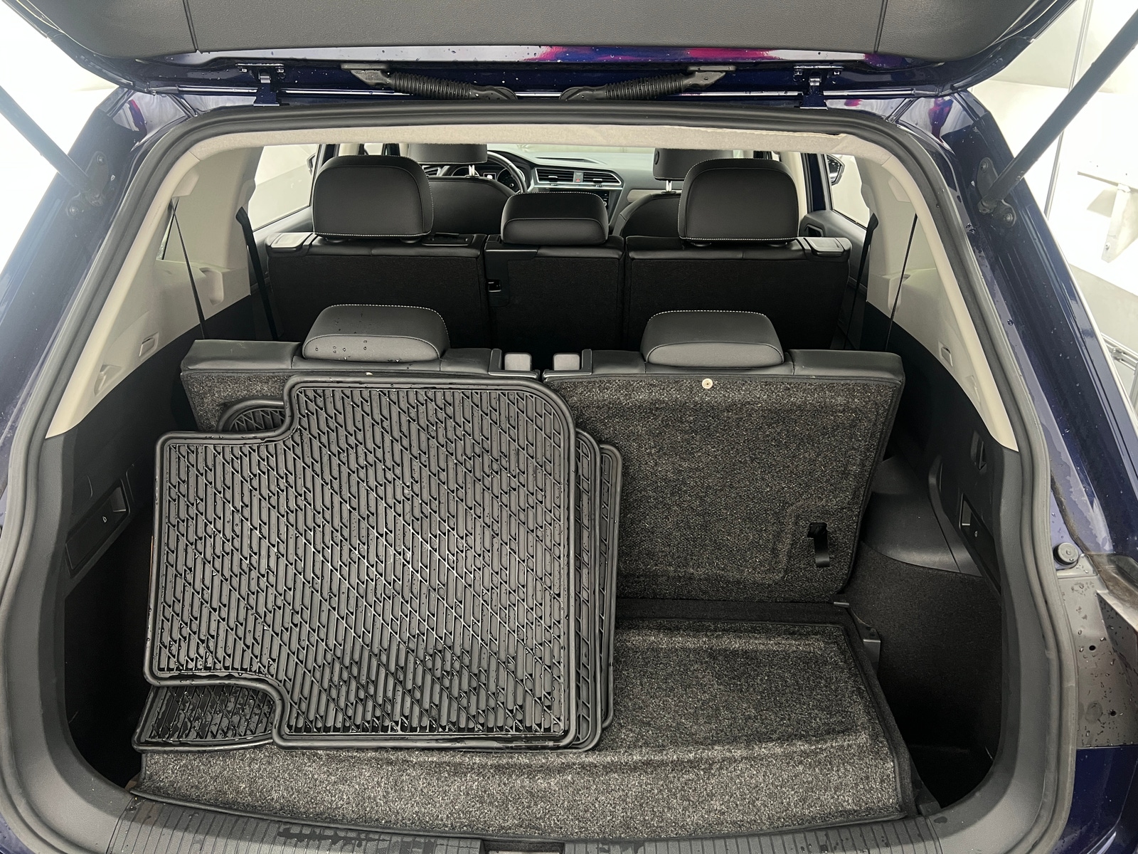 Thumbnail: 2021 Volkswagen Tiguan - 6