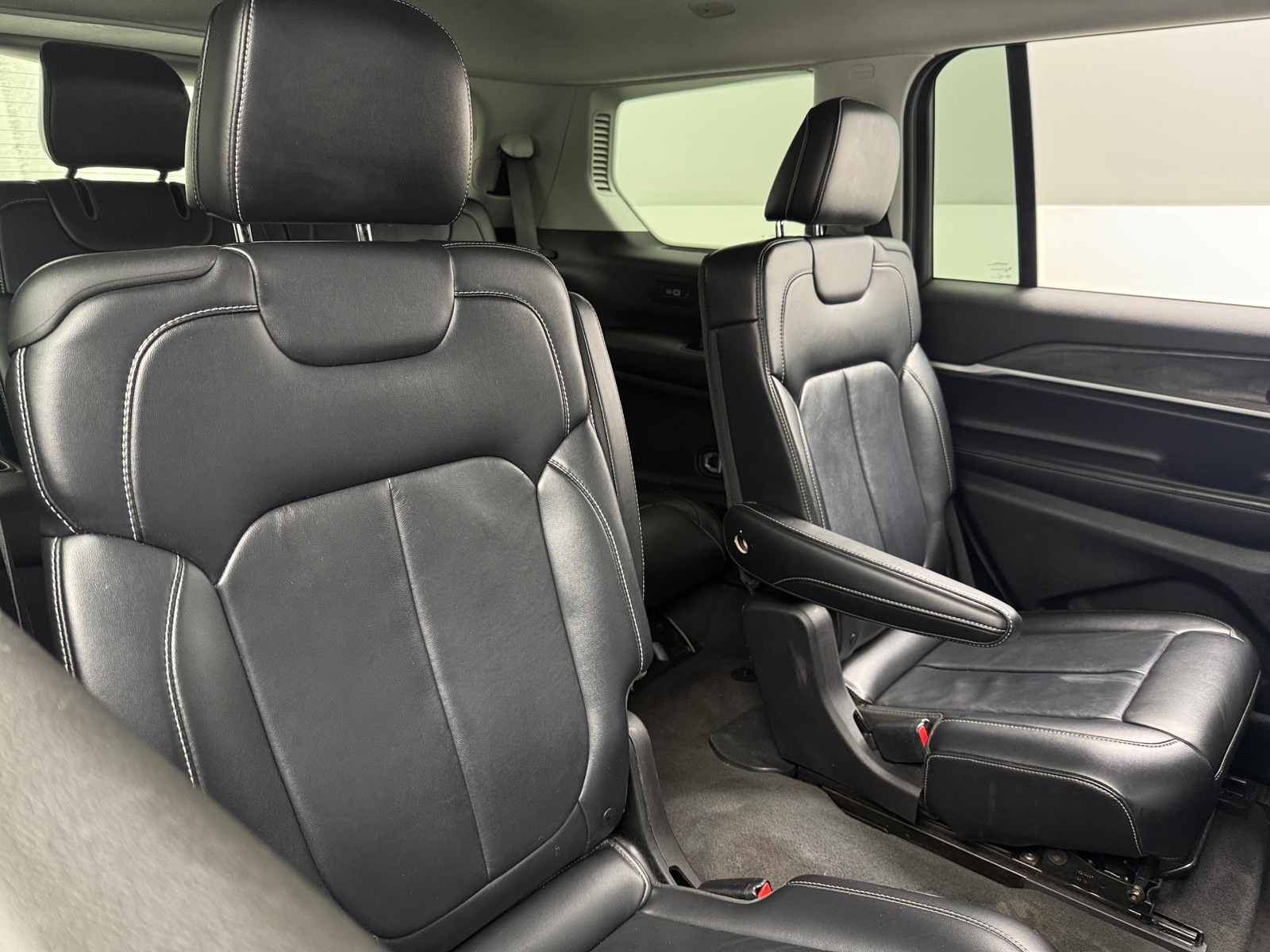 Thumbnail: 2021 Jeep Grand Cherokee L - 5