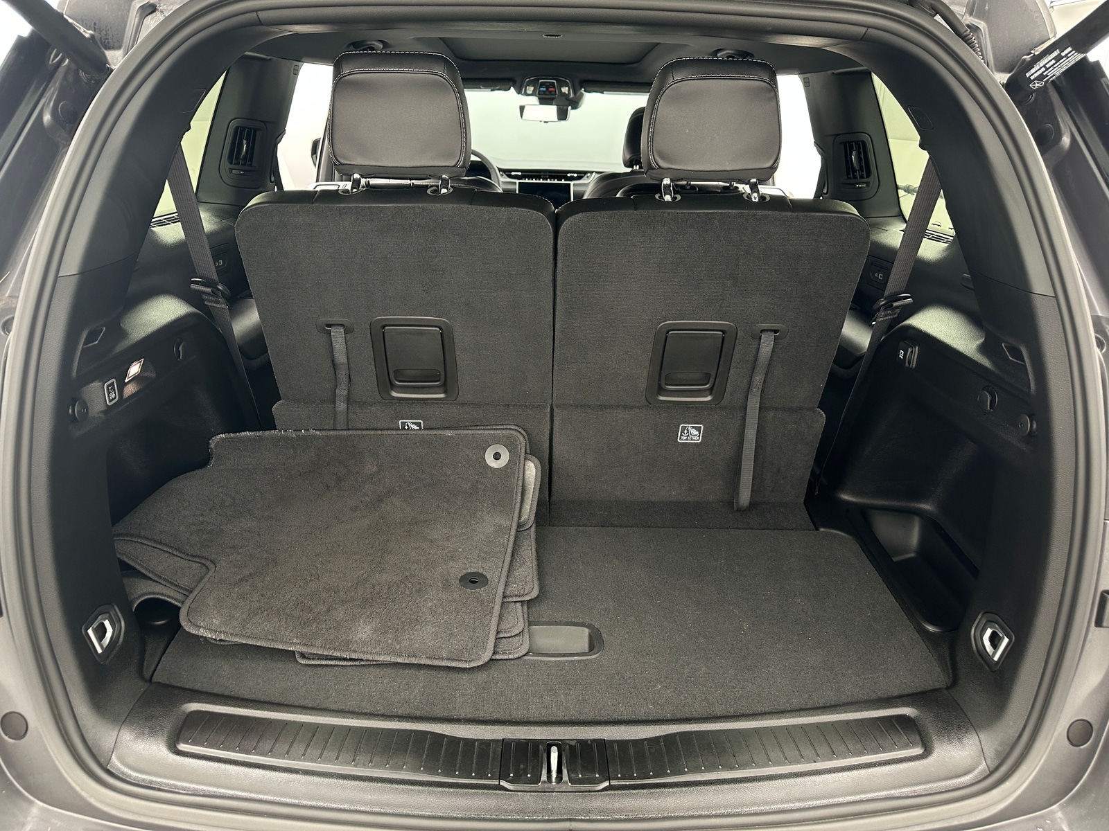 Thumbnail: 2024 Jeep Grand Cherokee L - 6