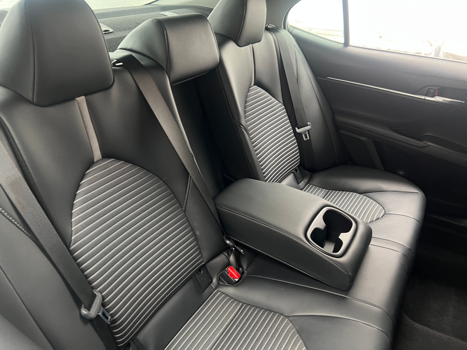 Thumbnail: 2021 Toyota Camry - 5