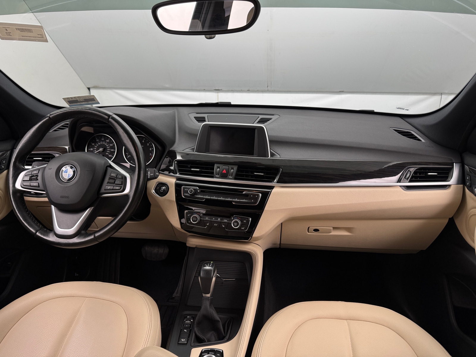 Thumbnail: 2017 BMW X1 - 2