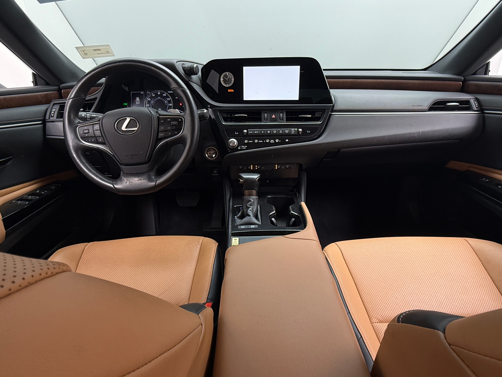 Thumbnail: 2024 Lexus ES - 2