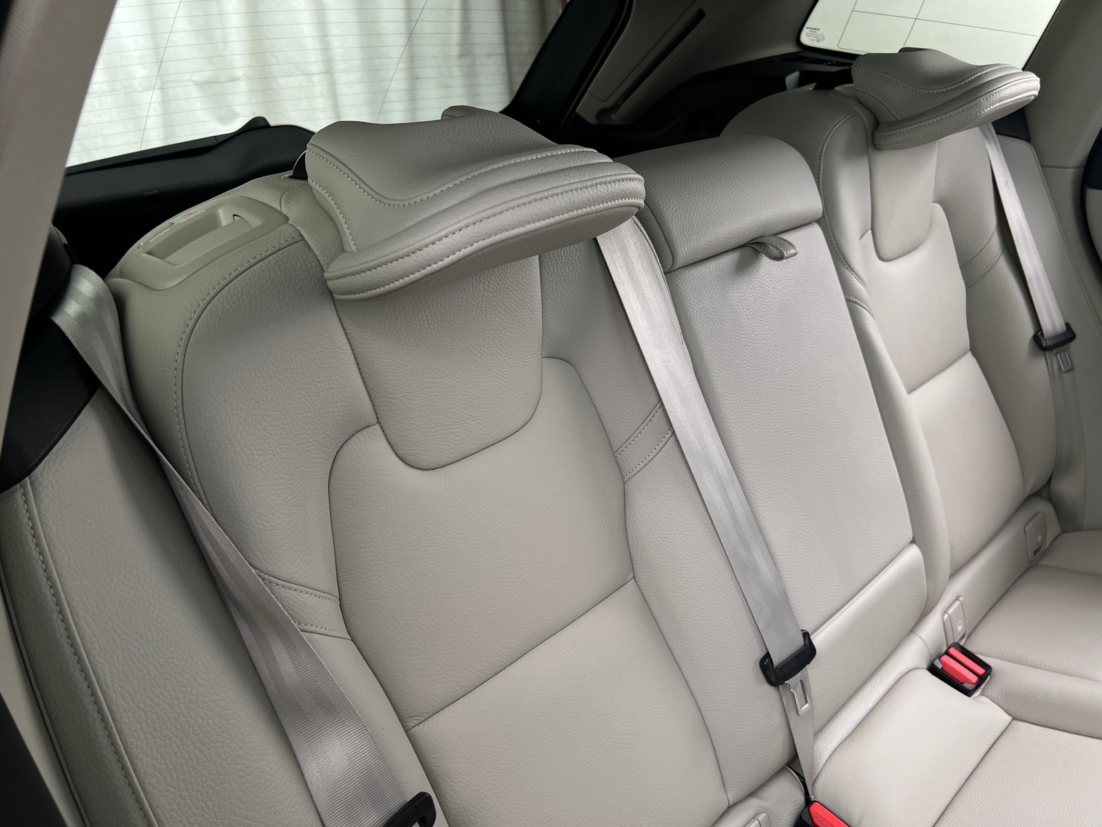 Thumbnail: 2023 Volvo XC60 - 5