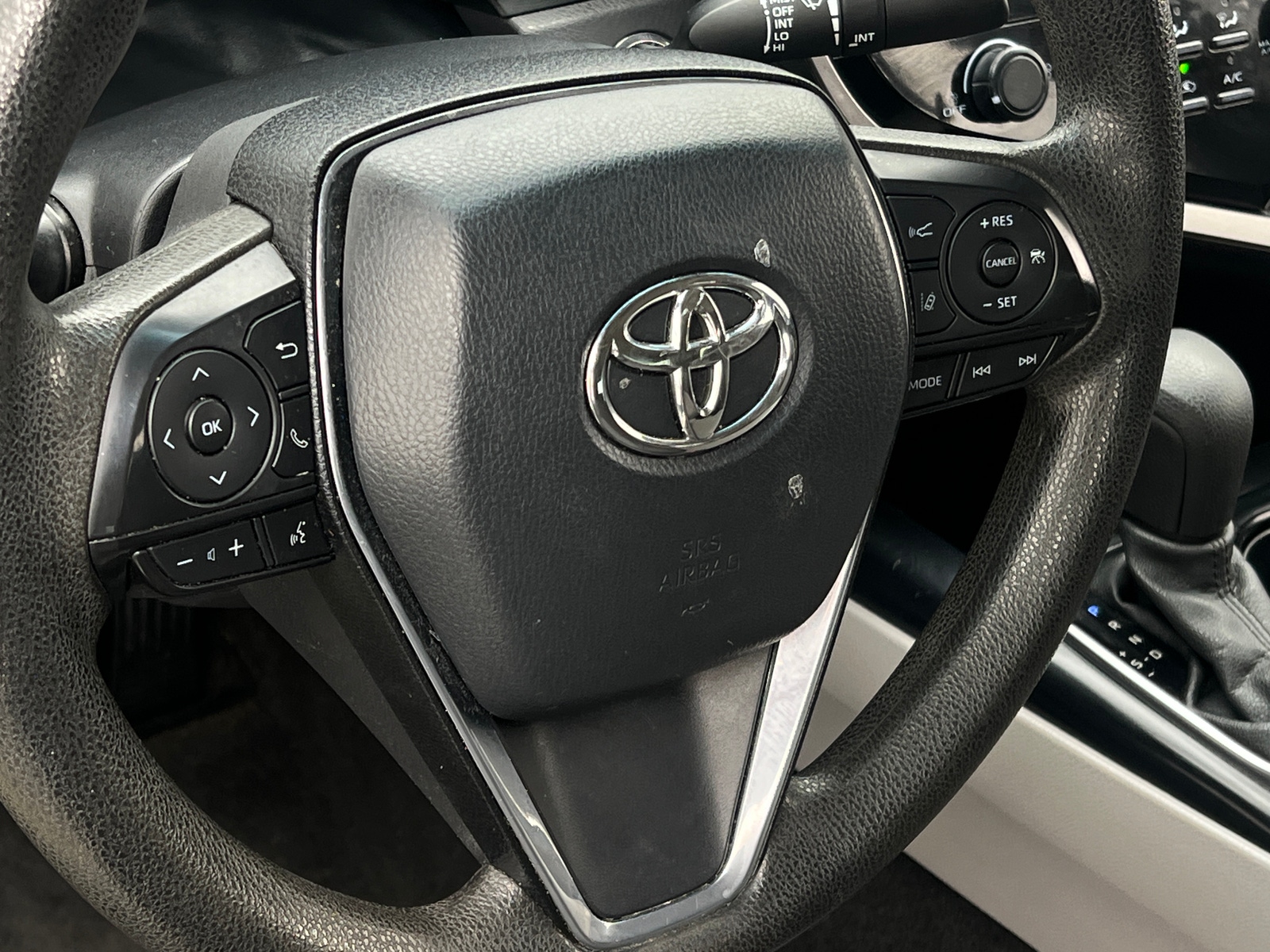 Thumbnail: 2020 Toyota Camry - 5