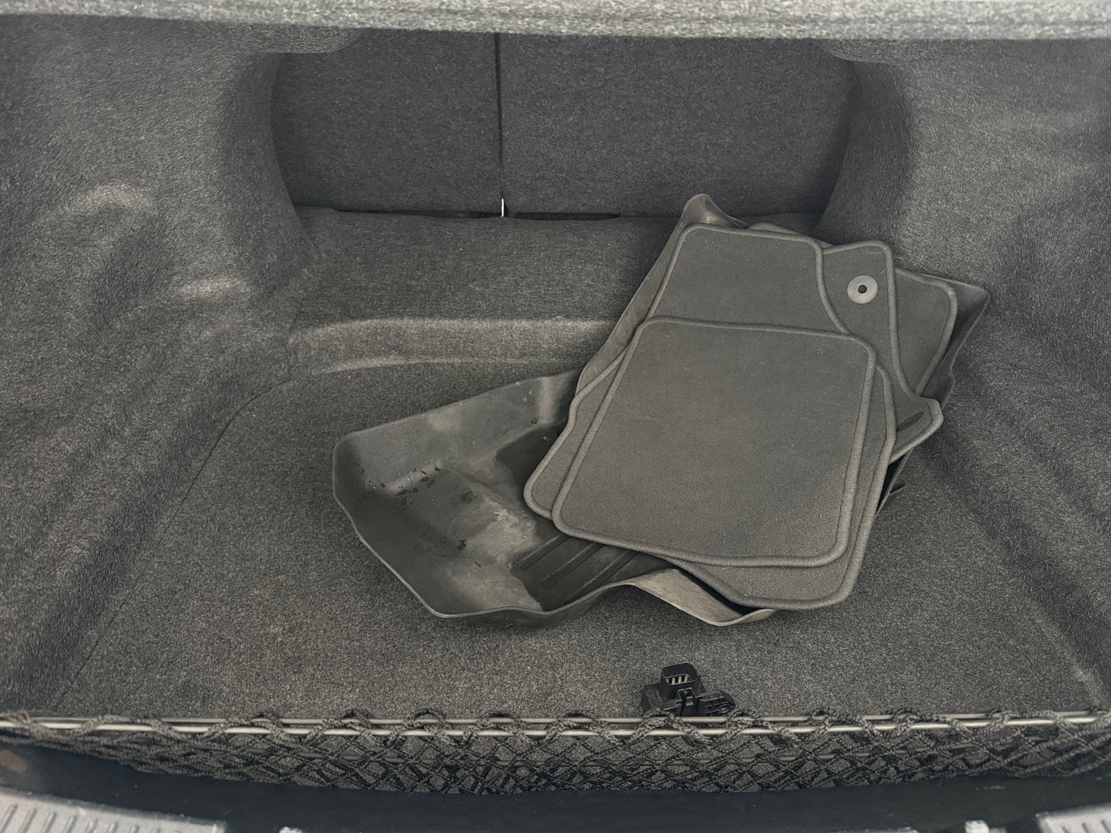 Thumbnail: 2015 Ford Taurus - 6