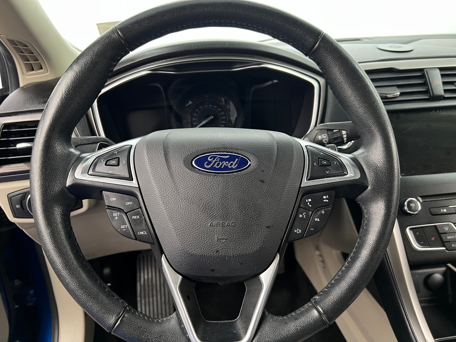 Thumbnail: 2017 Ford Fusion - 5