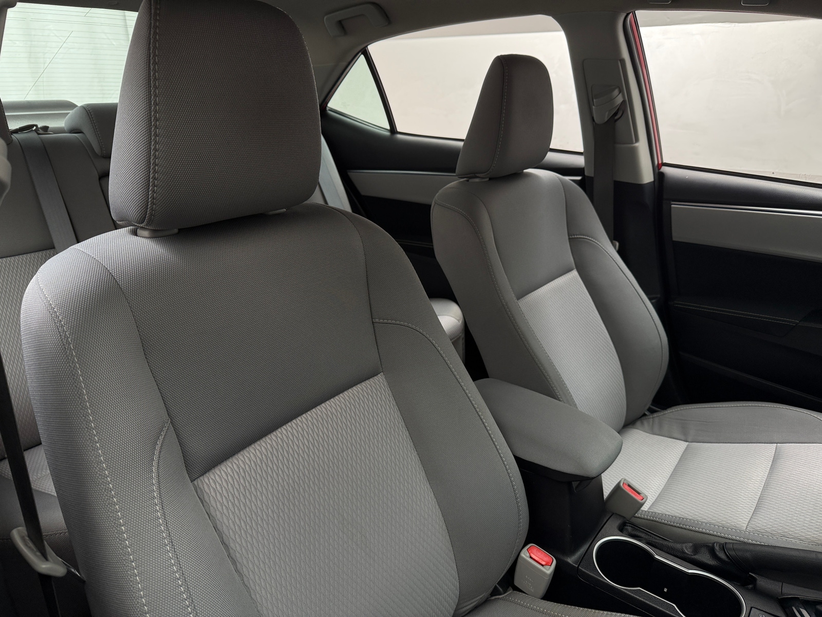 Thumbnail: 2015 Toyota Corolla - 2