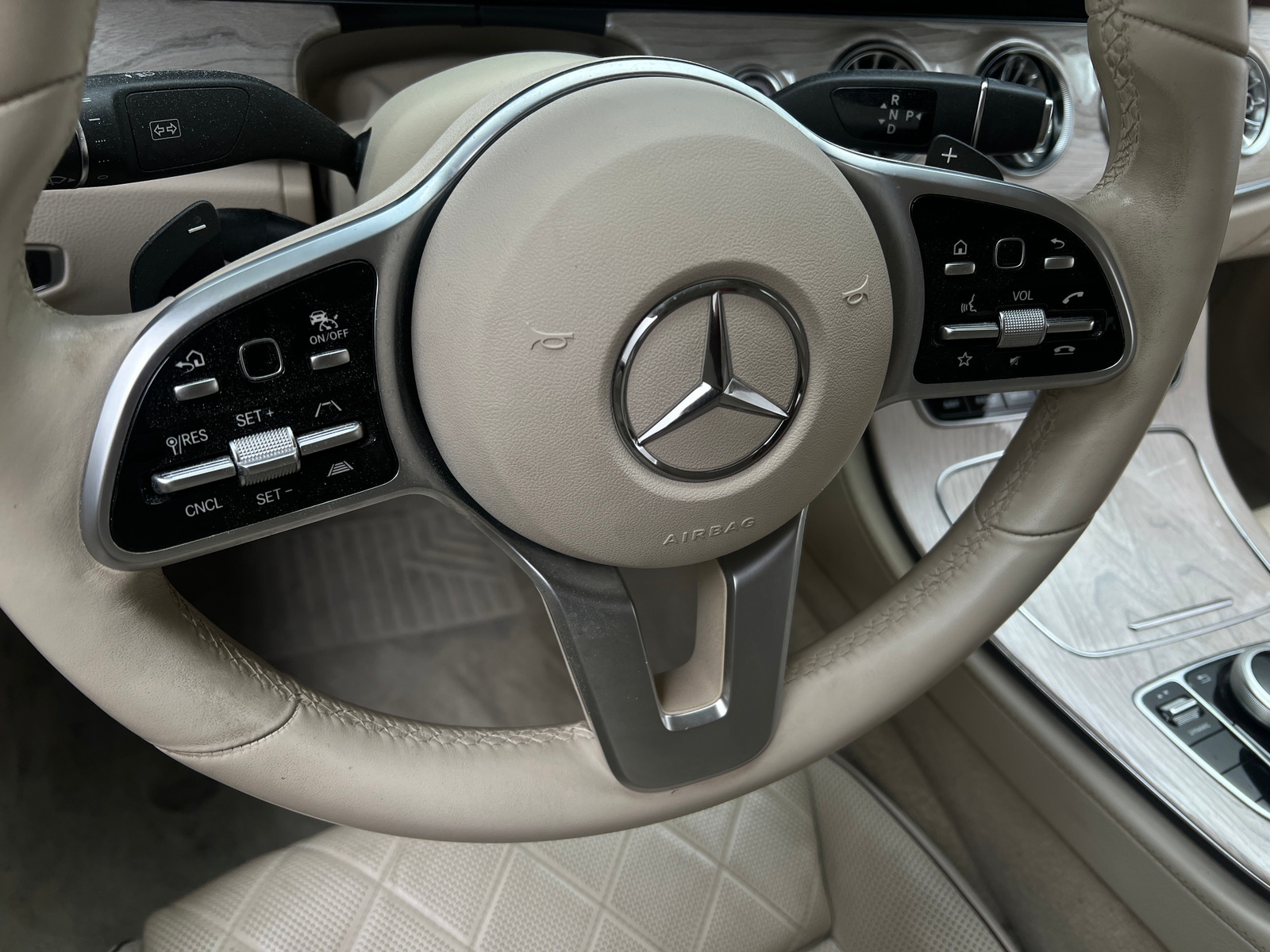 Thumbnail: 2020 Mercedes-Benz E-Class - 4