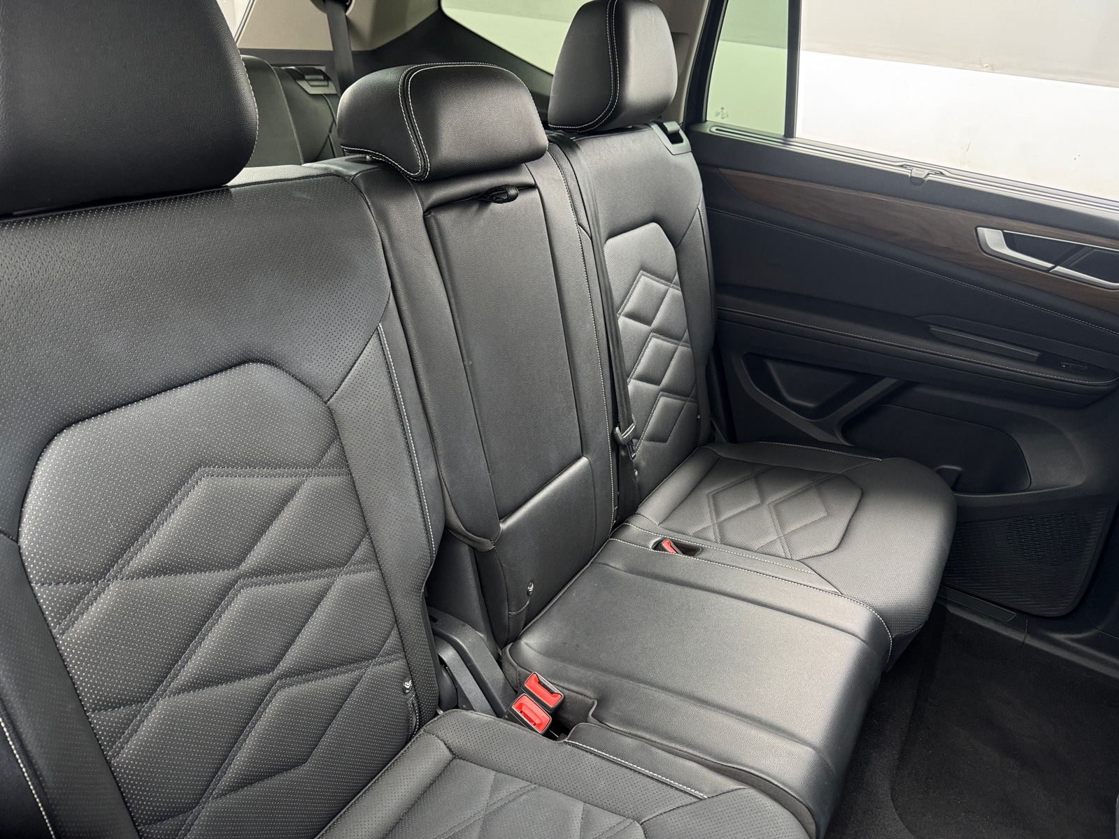 Thumbnail: 2025 Volkswagen Atlas - 5