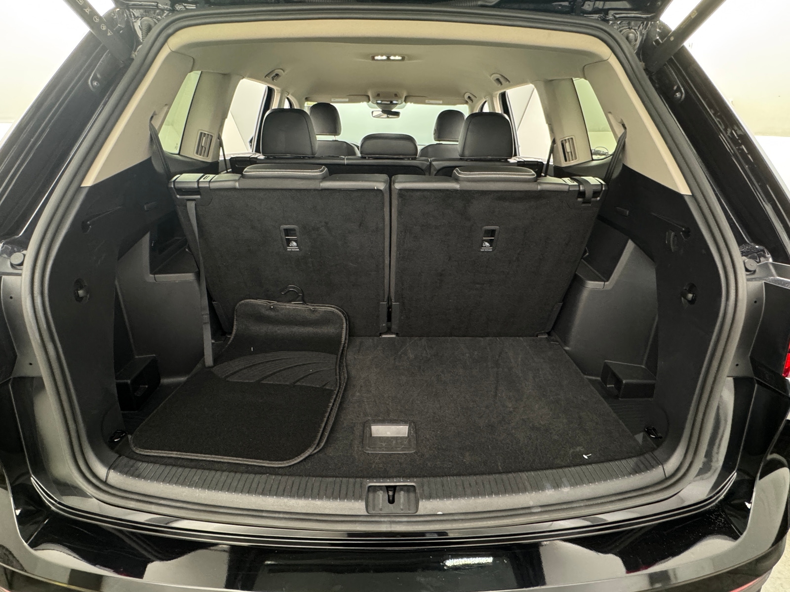 Thumbnail: 2025 Volkswagen Atlas - 6