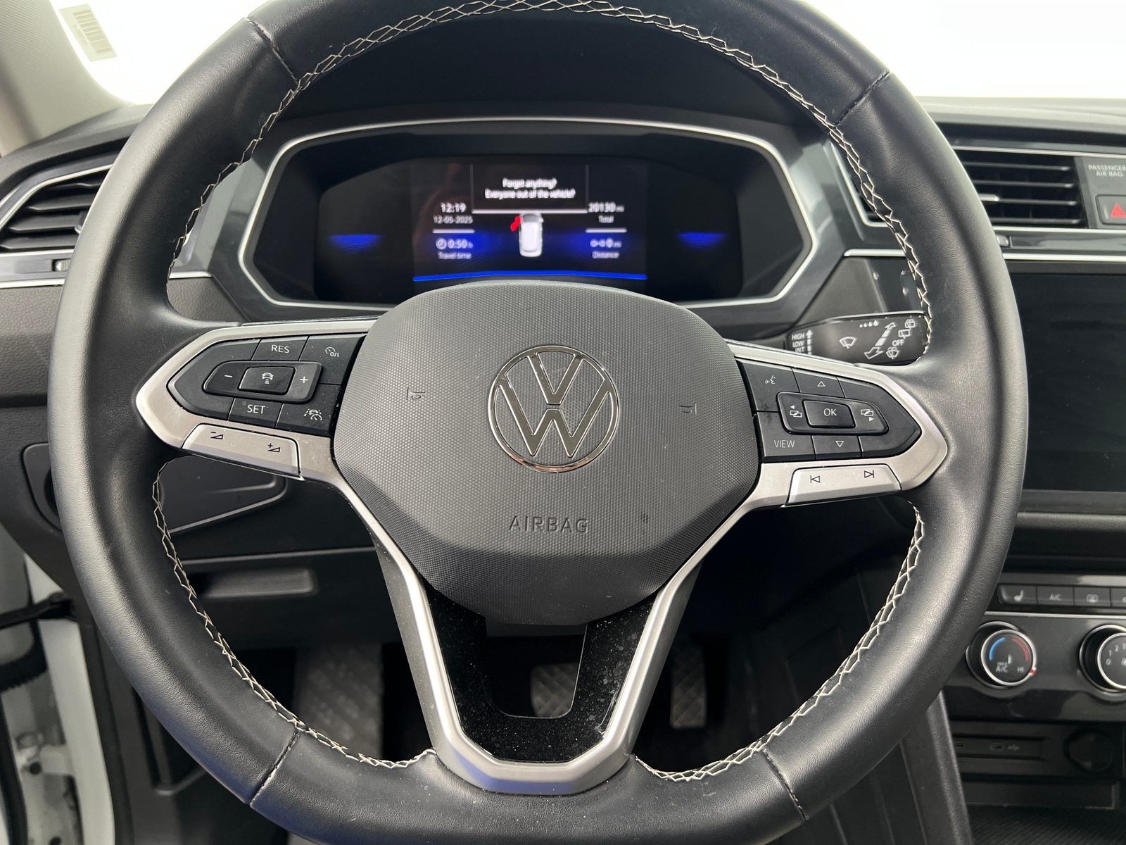 Thumbnail: 2024 Volkswagen Tiguan - 4