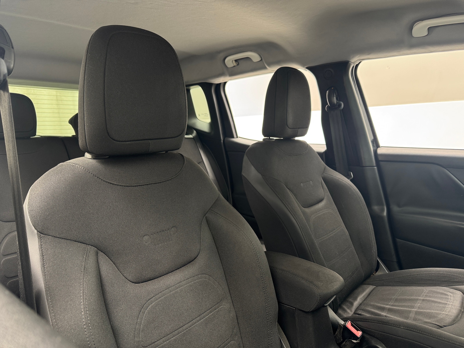 Thumbnail: 2017 Jeep Renegade - 2