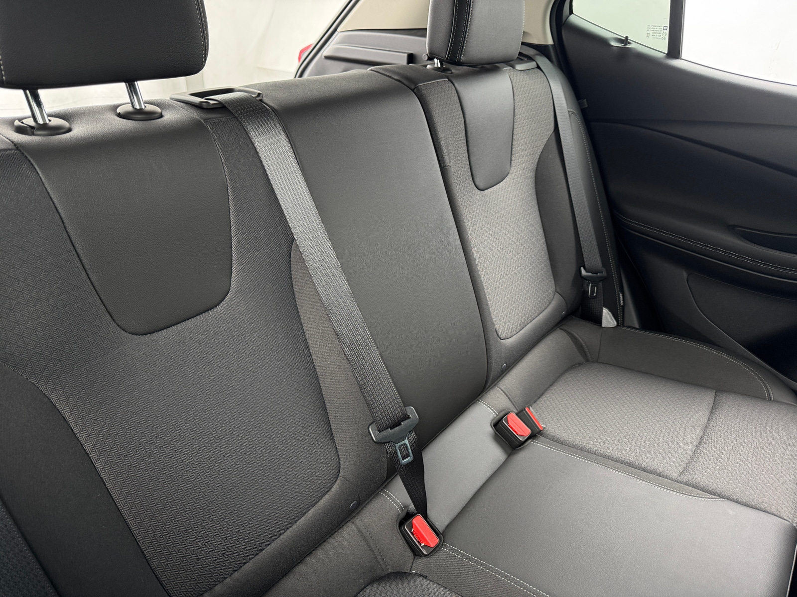 Thumbnail: 2025 Buick Encore GX - 5