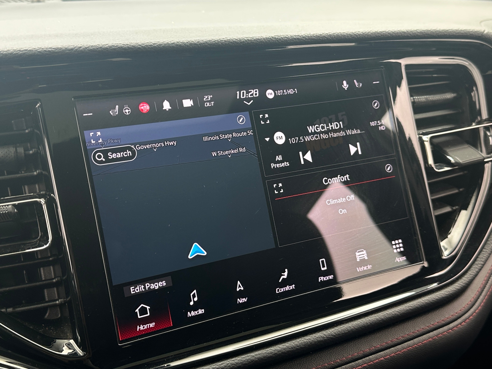 Thumbnail: 2022 Dodge Durango - 3