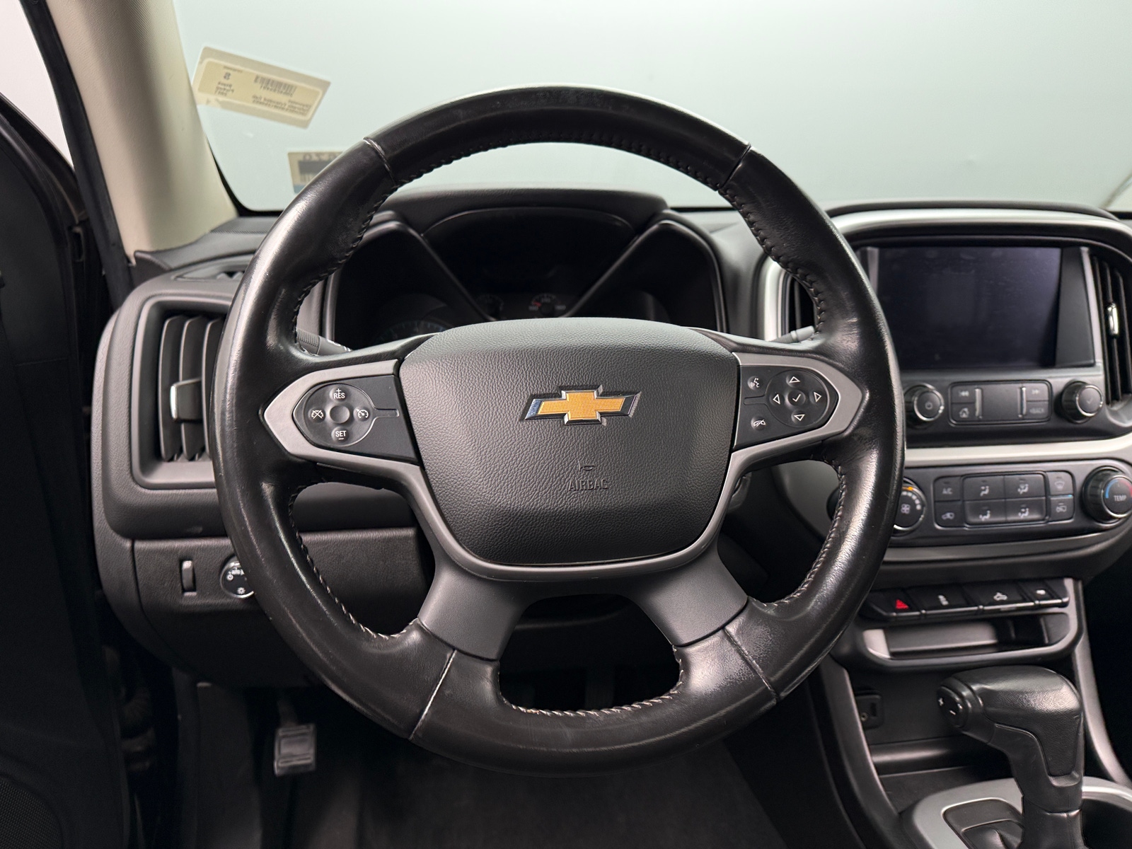 Thumbnail: 2021 Chevrolet Colorado - 5