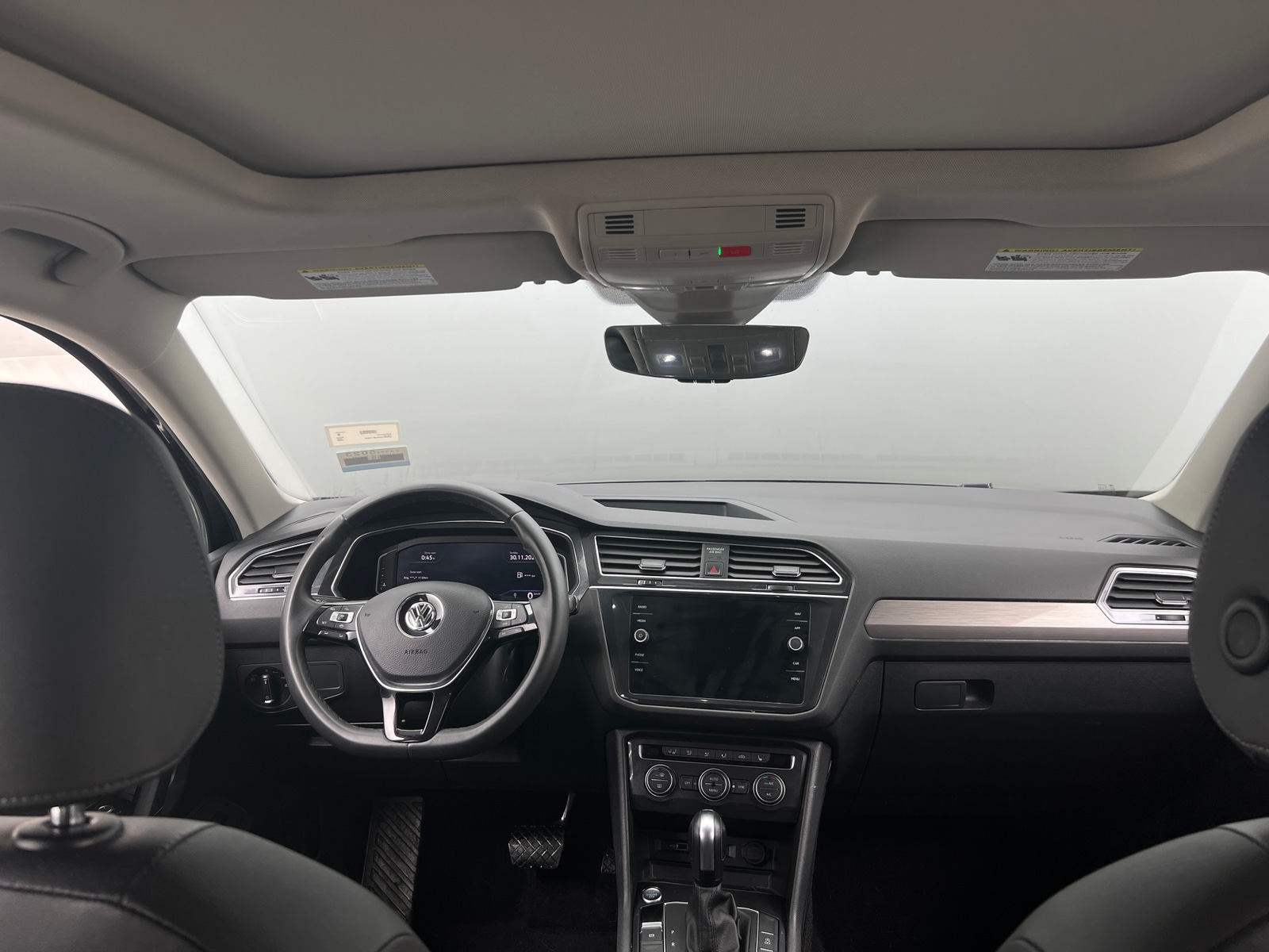 Thumbnail: 2020 Volkswagen Tiguan - 2