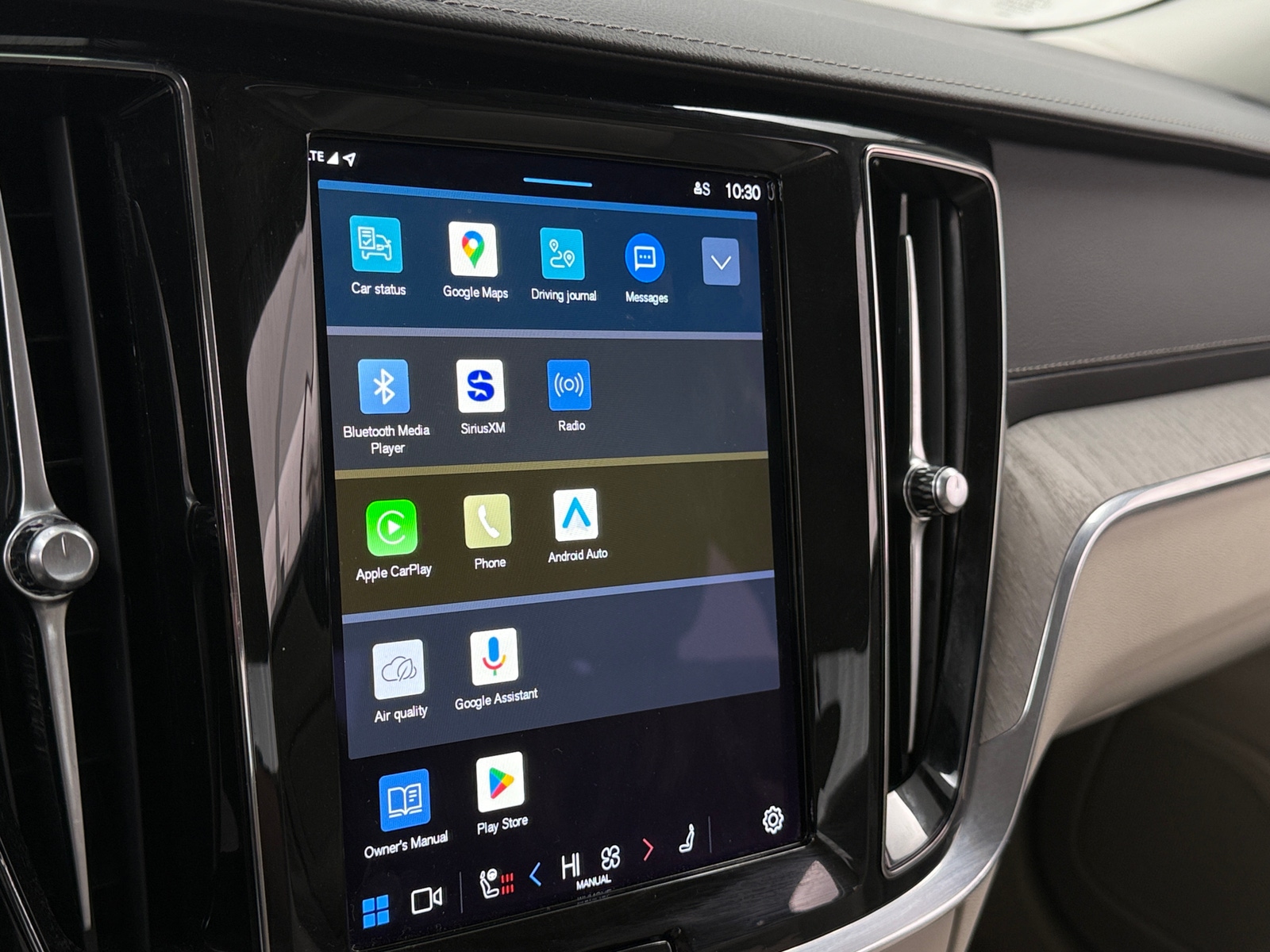 Thumbnail: 2024 Volvo S60 - 3